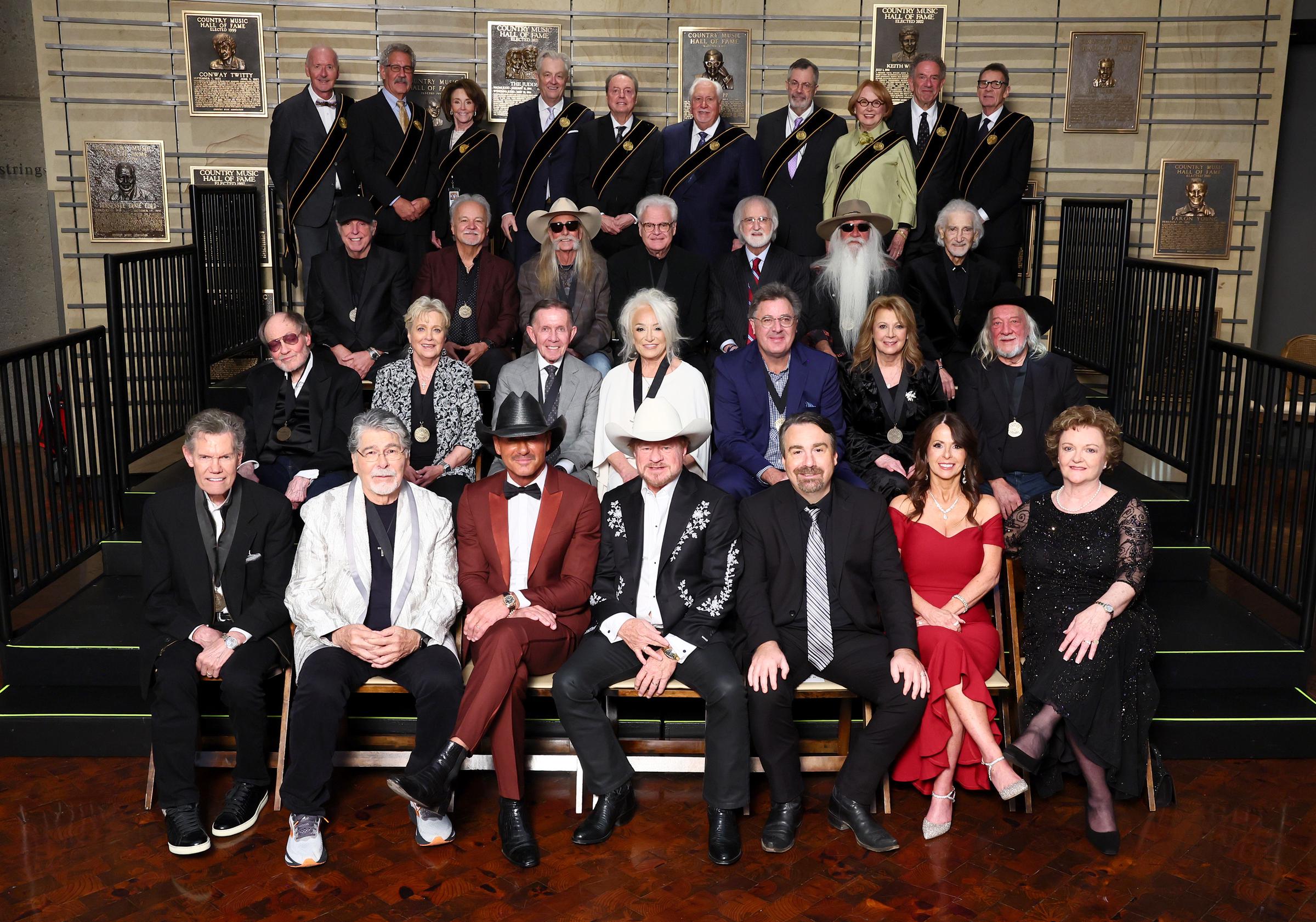 Country music legends, inductees, and industry representatives gather for a group portrait at the Country Music Hall of Fame and Museum’s 2026 Medallion Ceremony on October 18, 2026, in Nashville, Tennessee. | Source: Getty Images