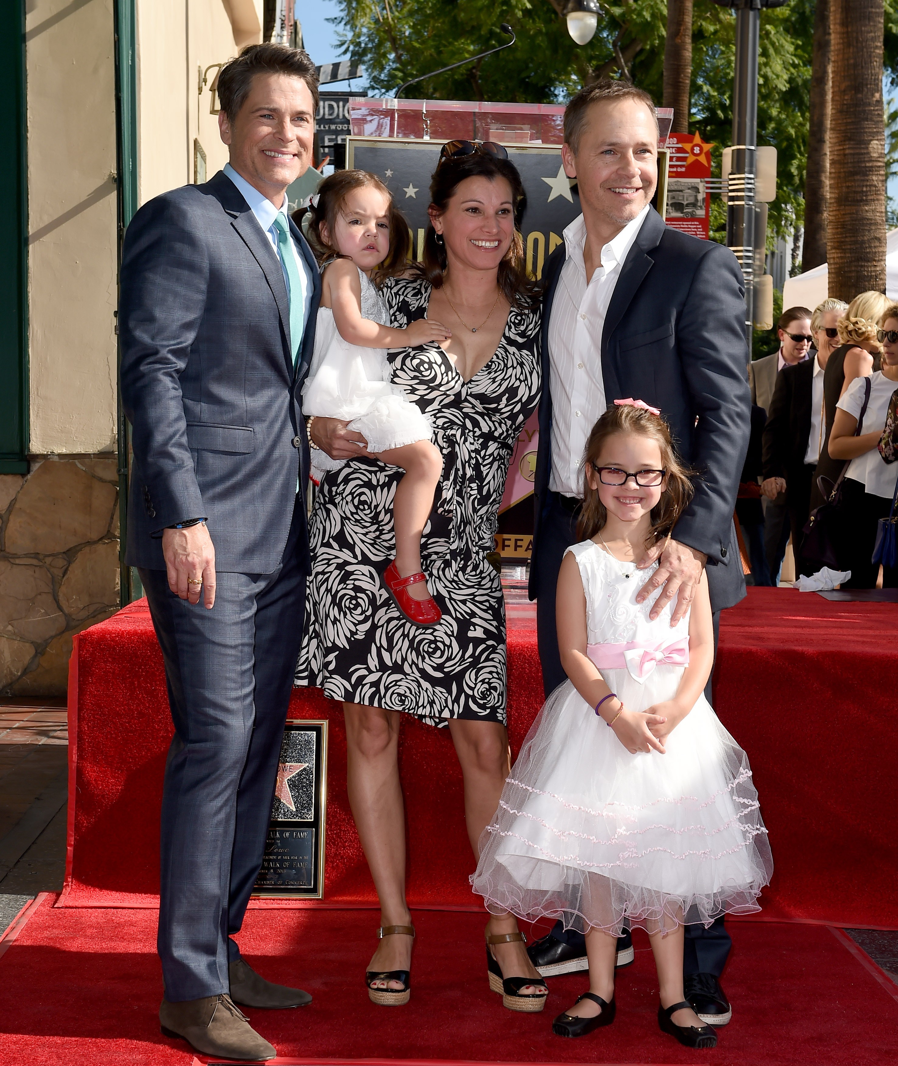 Rob Lowe, Brother Chad With Wife Kim and Daughters Mabel and Fiona Painter-Lowe | Source: Getty Images