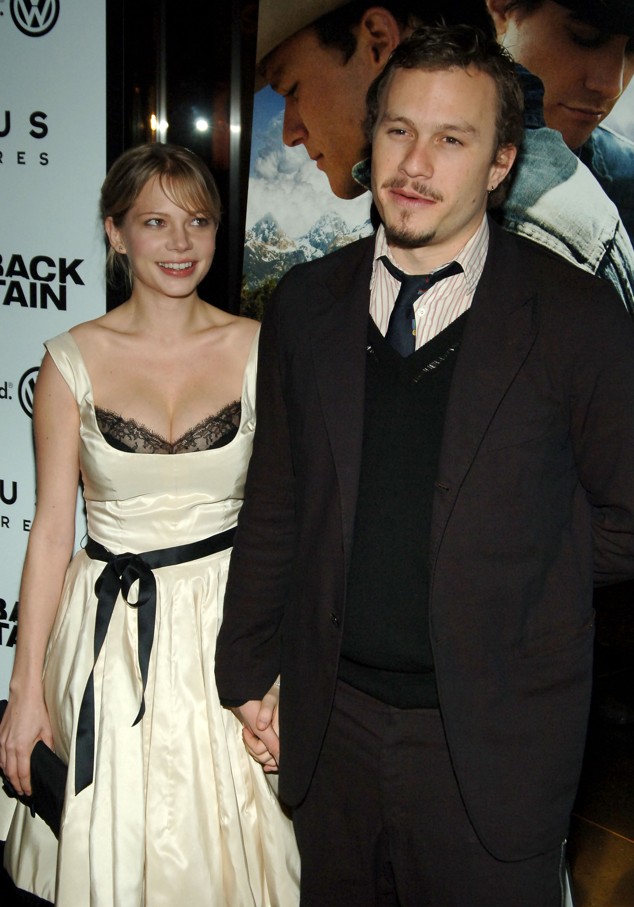 Michelle Williams and Heath Ledger are pictured at the "Brokeback Mountain" premiere in New York on December 6, 2005 | Source: Getty Images