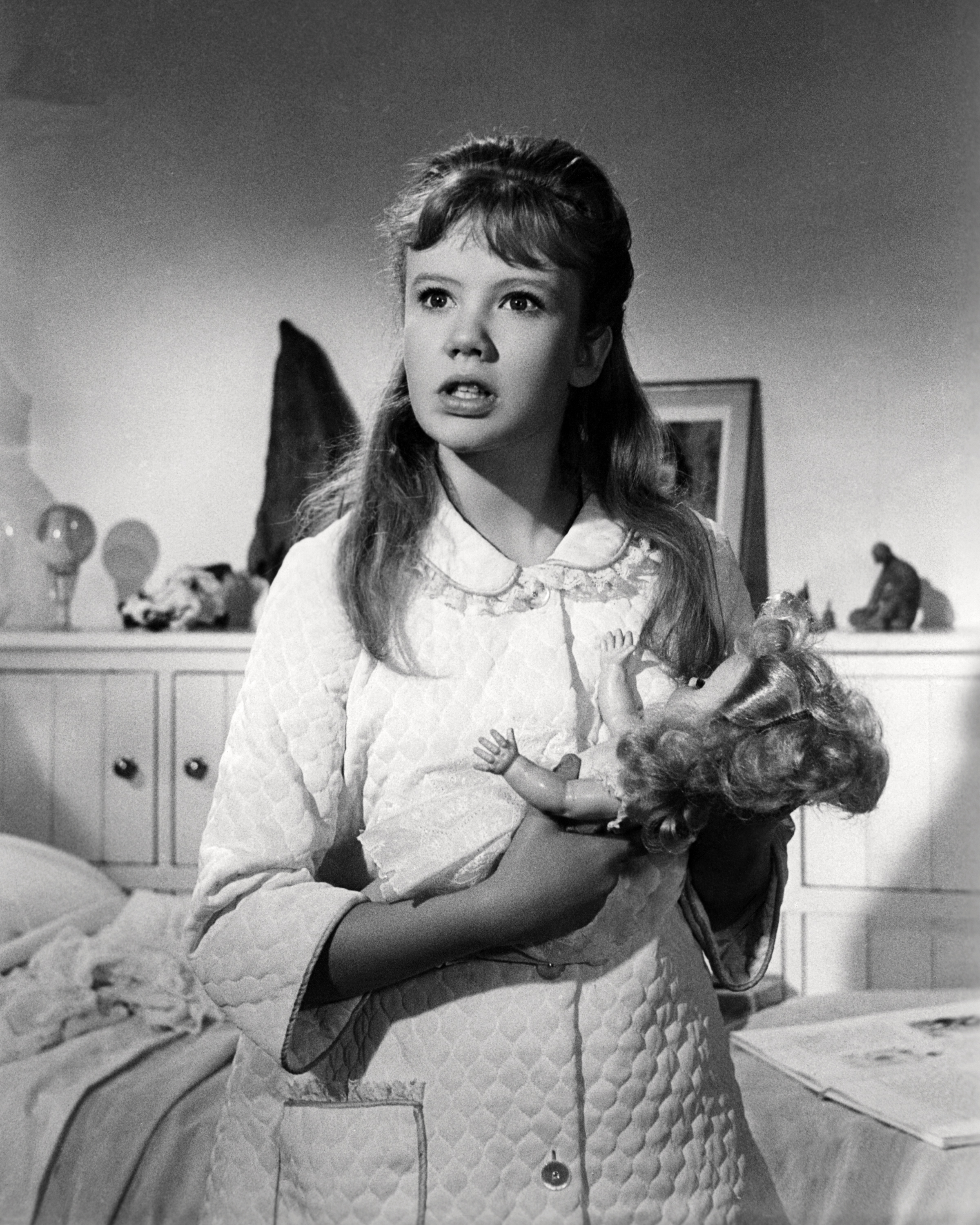 The actress on the set of "The Chalk Garden," 1964 | Source: Getty Images