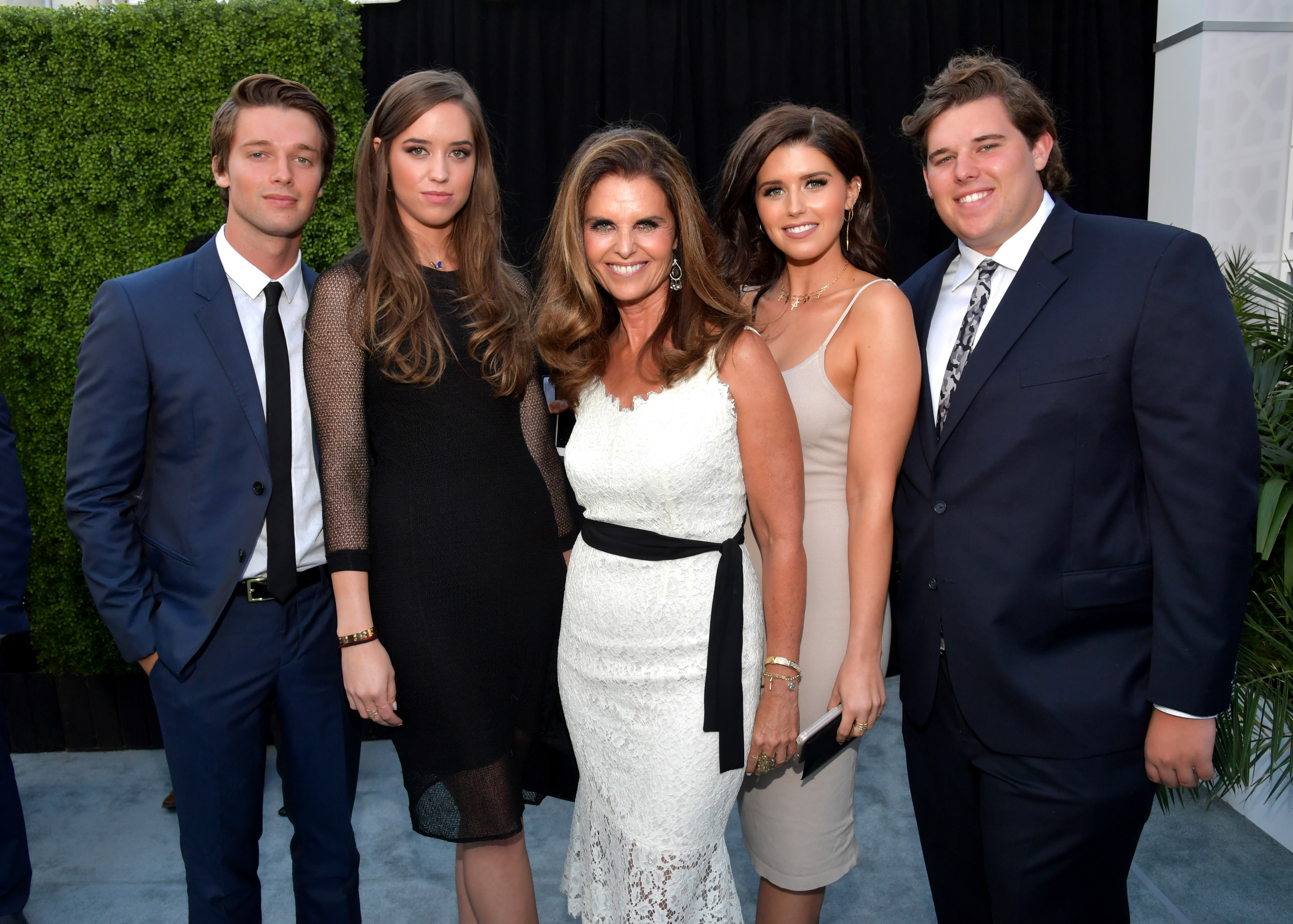 Christopher, Patrick, Christina, and Katherine Schwarzenegger, are with Maria Shriver at The Comedy Central Roast of Rob Lowe at Sony Studios in Los Angeles, California on August 27, 2016 | Source: Getty Images