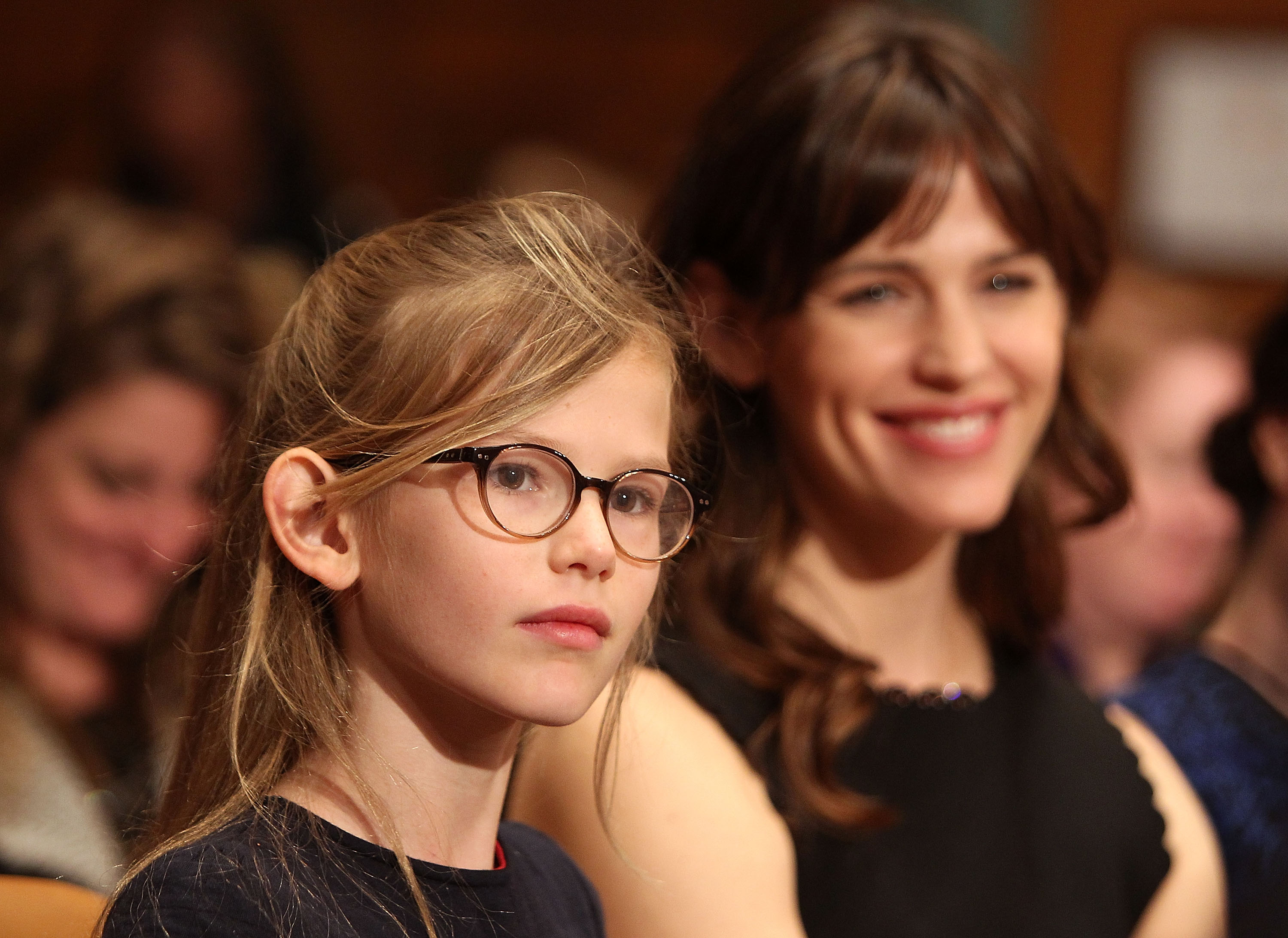 Violet Affleck and Jennifer Garner on Capitol Hill in Washington on March 26, 2015. | Source: Getty Images