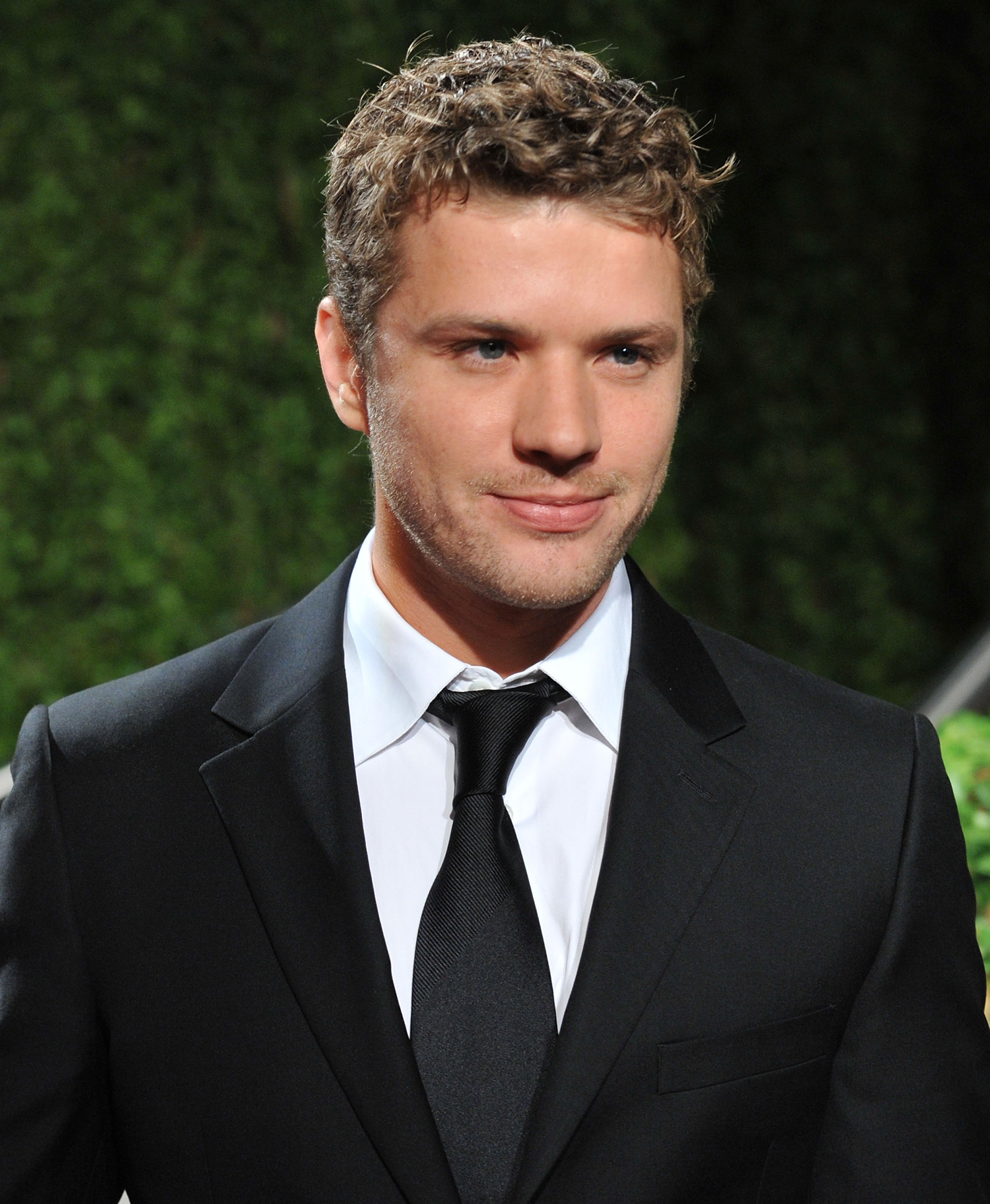 Ryan Phillippe arrives at the Vanity Fair Oscar Party on February 22, 2009, in West Hollywood, California. | Source: Getty Images