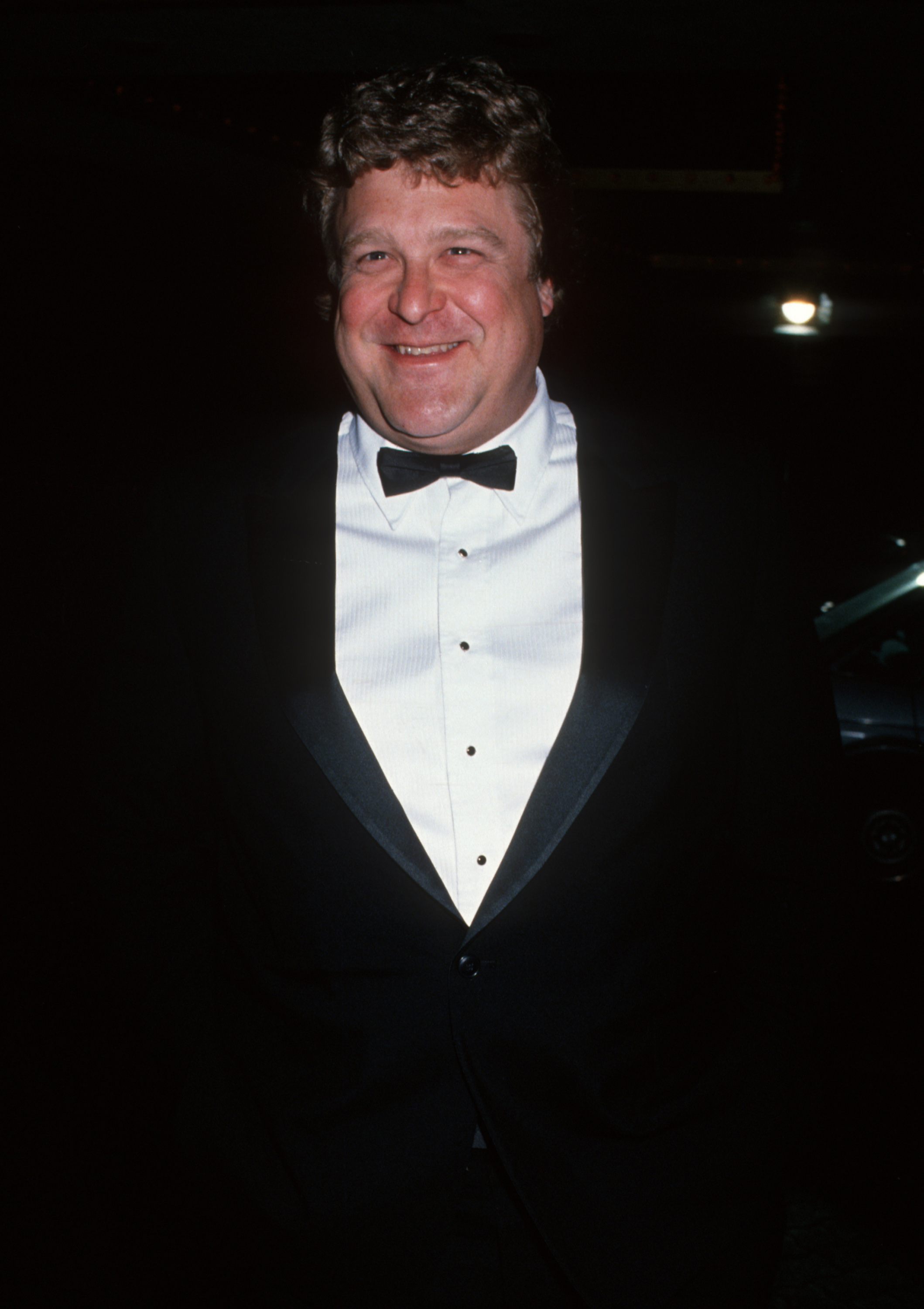 John Goodman attends the 46th Annual Golden Globe Awards at the Beverly Hilton Hotel on January 28, 1989, in Beverly Hills, California. | Source: Getty Images