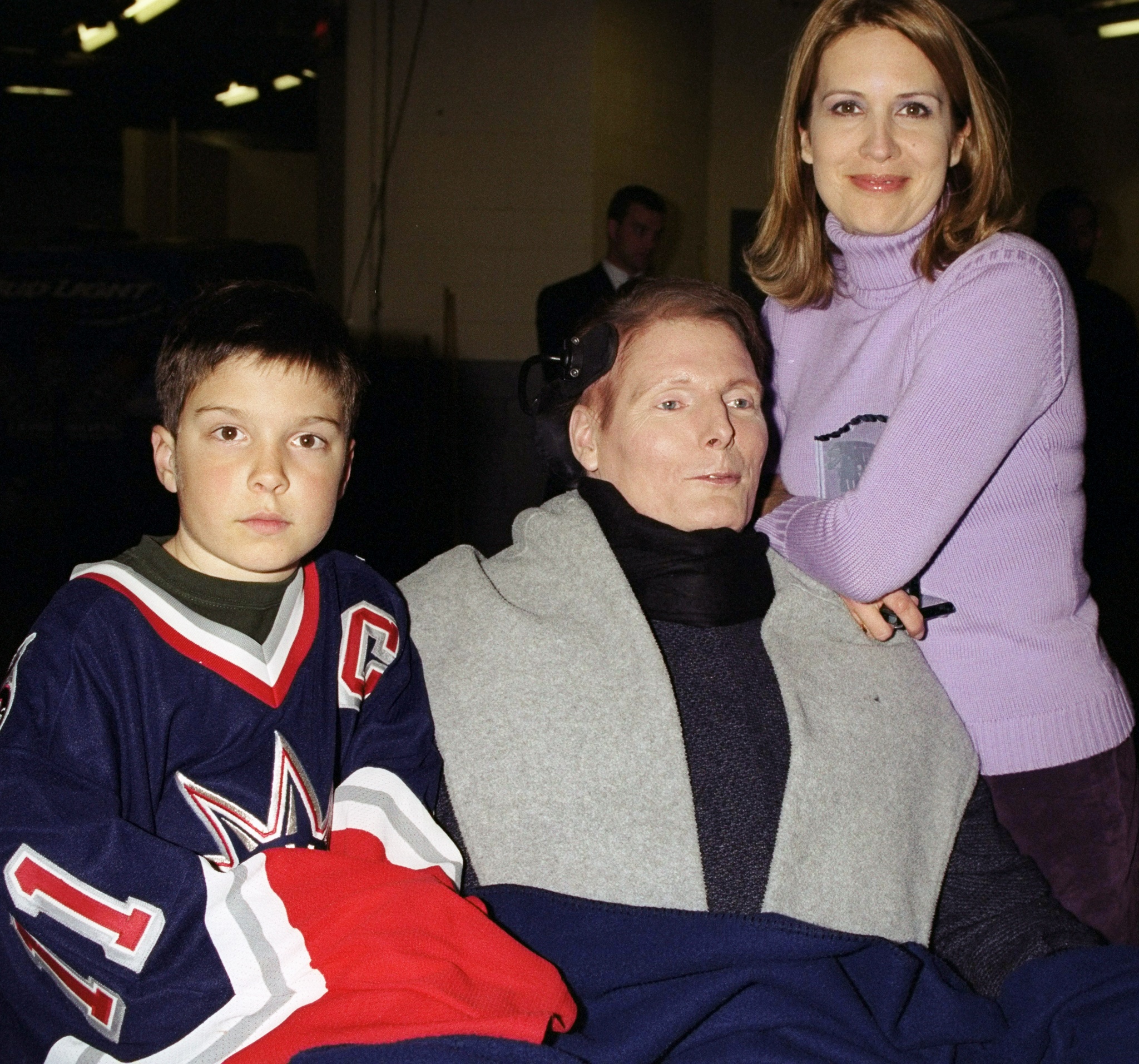 Christopher Reeve with his wife, Dana, and son, Will, at SuperSkate 2001 | Source: Getty Images