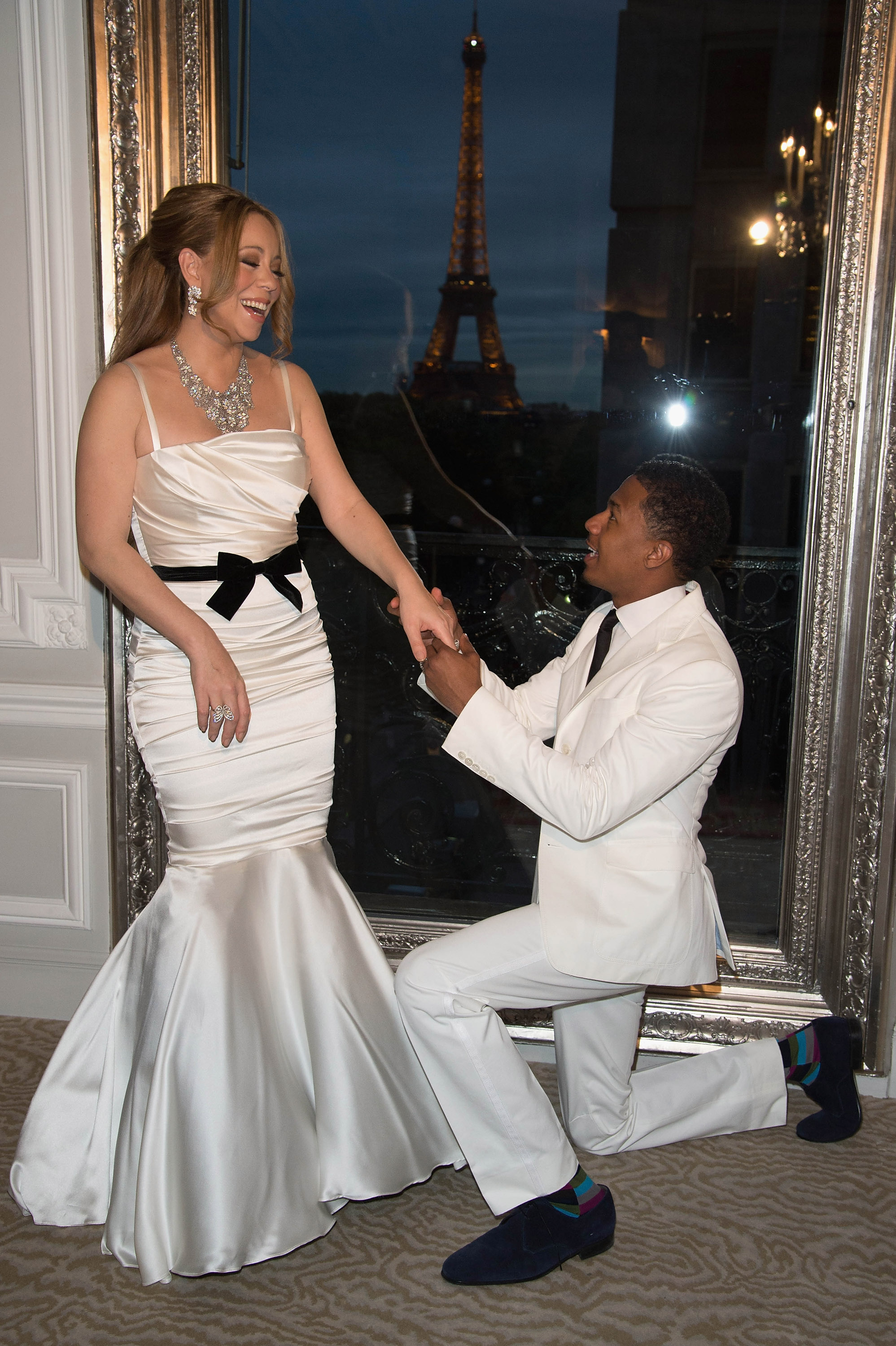 Mariah Carey and Nick Cannon married on April 30, 2008, in the Bahamas. Four years later, they celebrated their anniversary by renewing their wedding vows in Paris, with the Eiffel Tower as their backdrop. | Source: Getty Images
