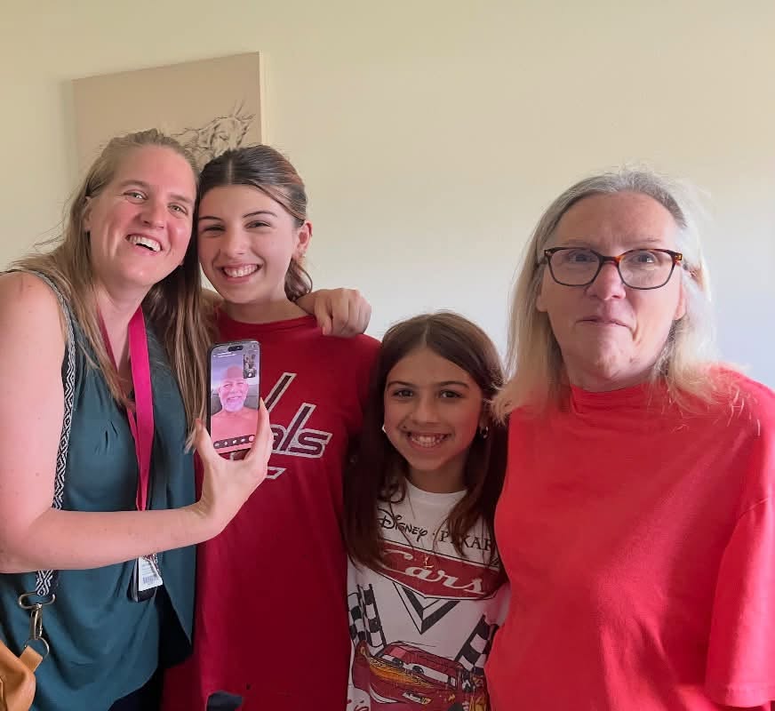 The distraught mother gave clear warnings. Here's an image of Lindsey Dash, her daughters, and her mother in a photo posted on July 2, 2026. | Source: Facebook/Lindsey Dash