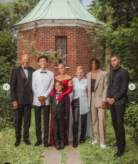 Alicia Keys and her family | Source: Instagram/aliciakeys