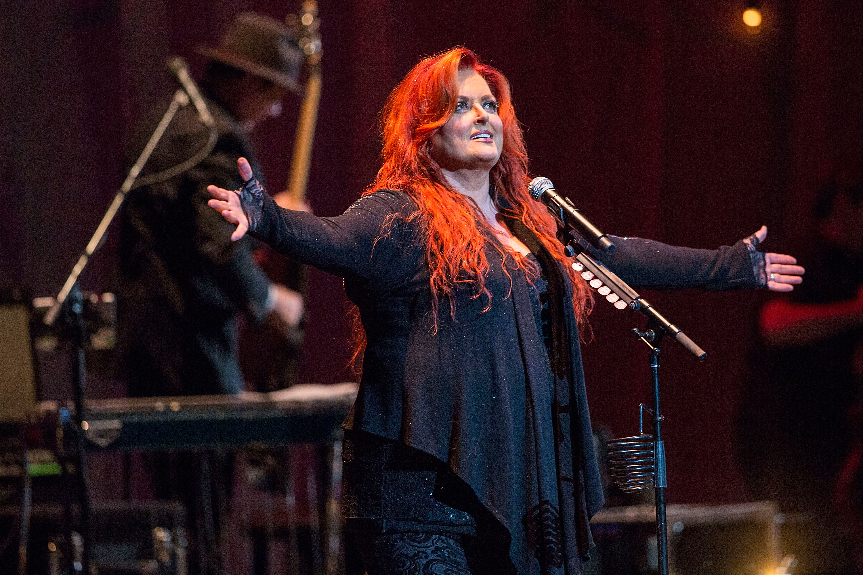 Wynonna performed with Wynonna & The Big Noise at the California Center for the Arts in Escondido, California, on January 14, 2018. Her appearance here helps document how she looked several years before the more recent changes seen in later photos.