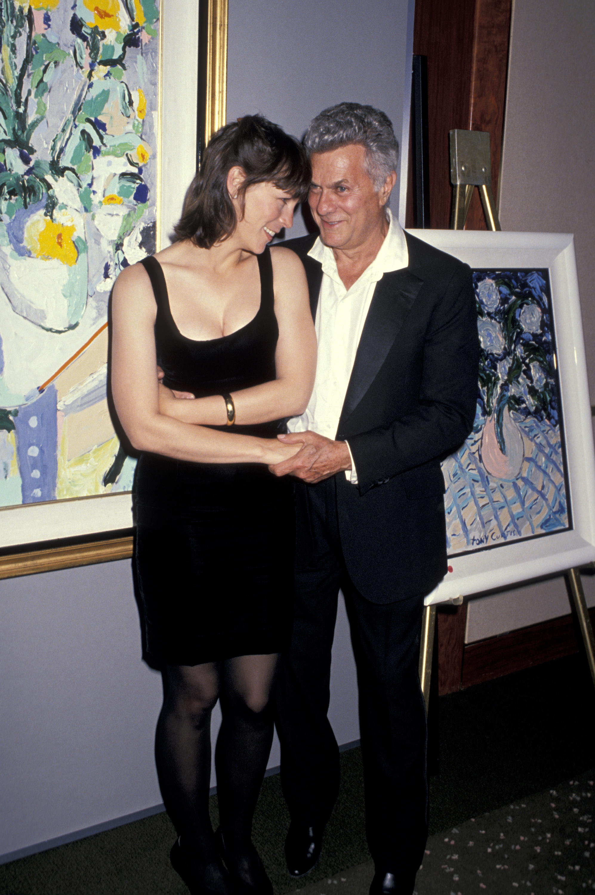 The Hollywood star and her famous dad photographed at an event in 1989. | Source: Getty Images
