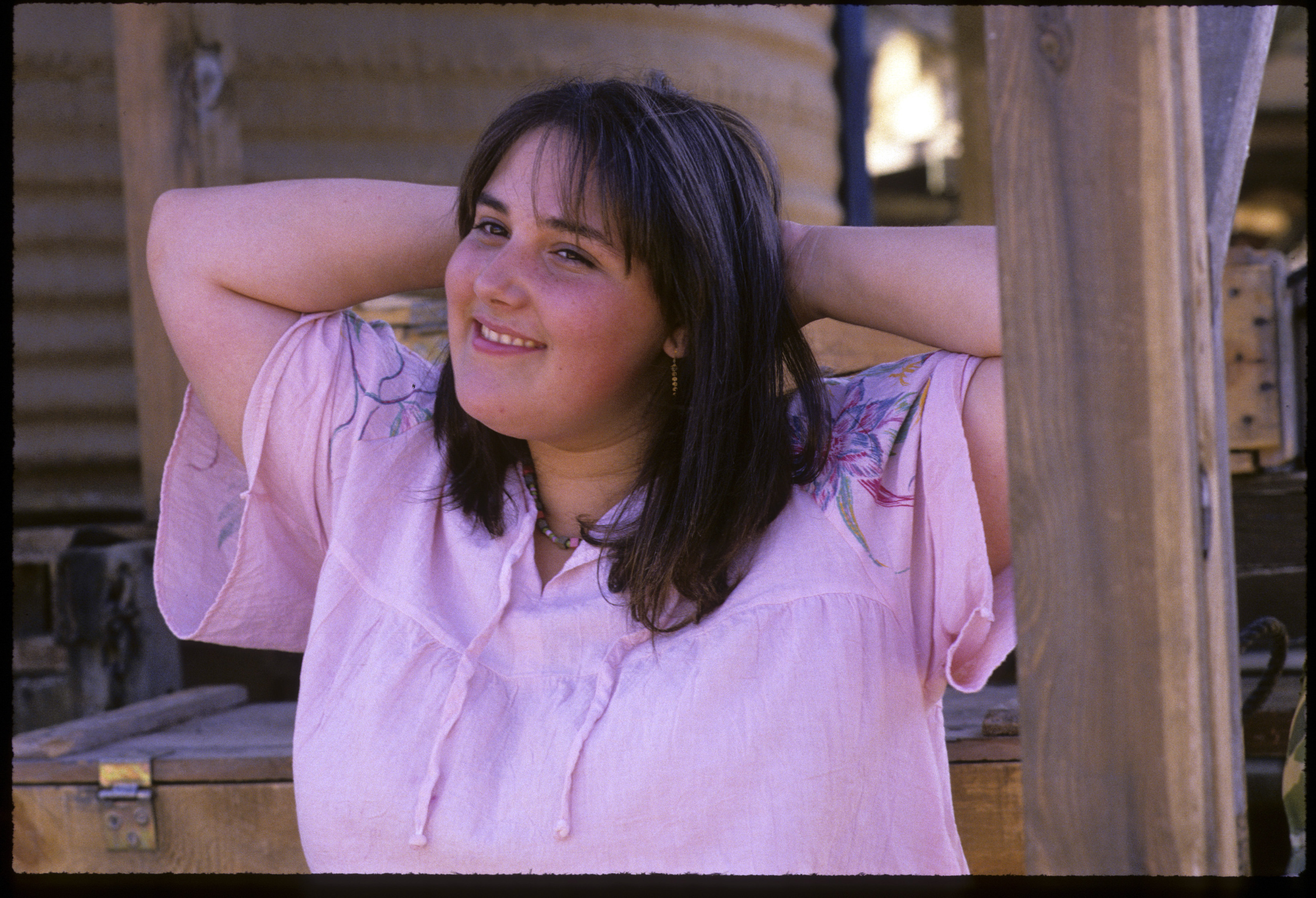Ricki Lake might have celebrated the anniversary of her surgery, but she used to look very different. For this taping, she appeared in the "China Beach" episode "Unquiet Earth," which aired on September 20, 1989. | Source: Getty Images