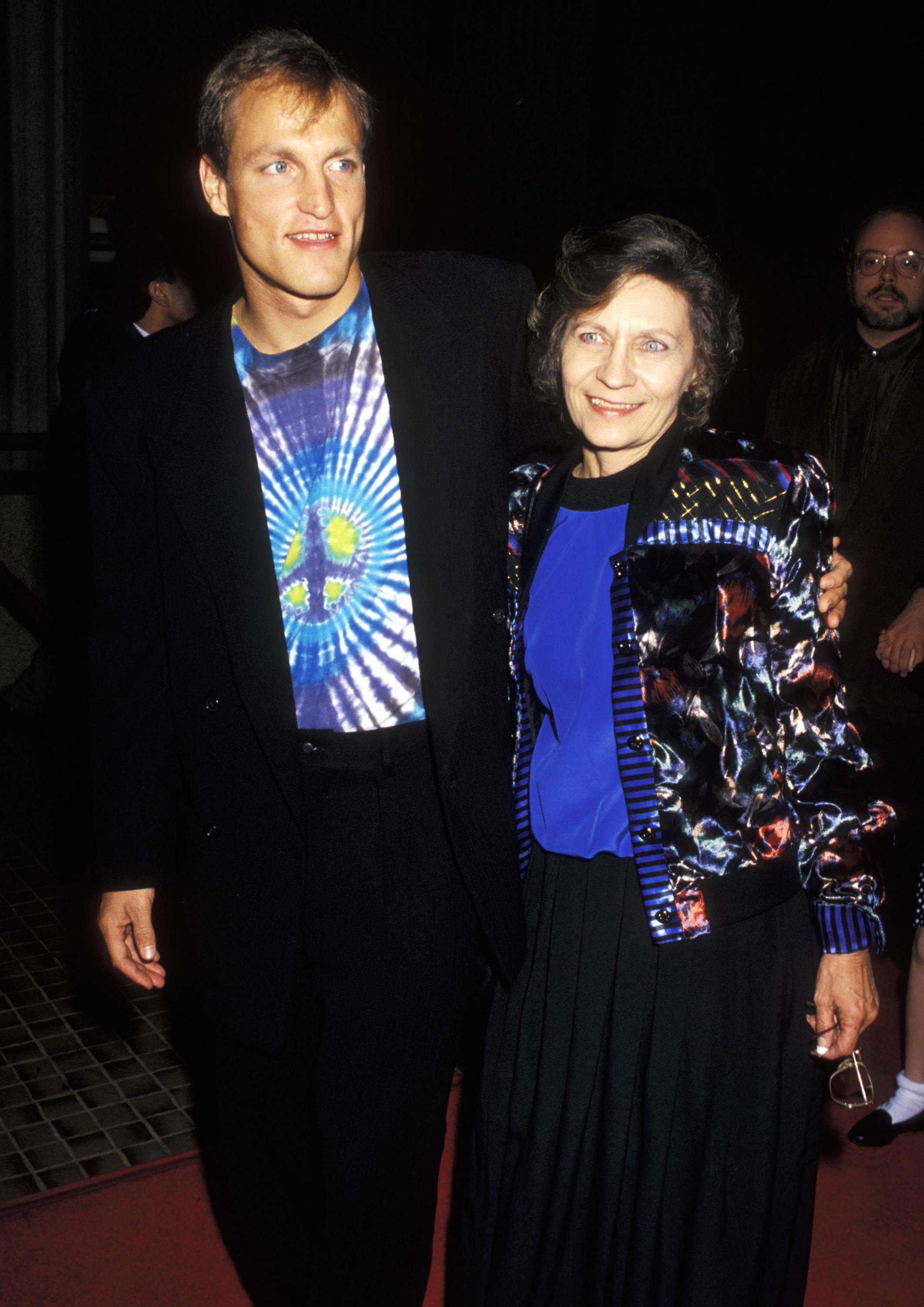 Woody Harrelson and his mother, Diane Lou Oswald, attend the Westwood premiere of "White Men Can't Jump" at the Avco Cinema in Los Angeles, California, on March 23, 1992. | Source: Getty Images