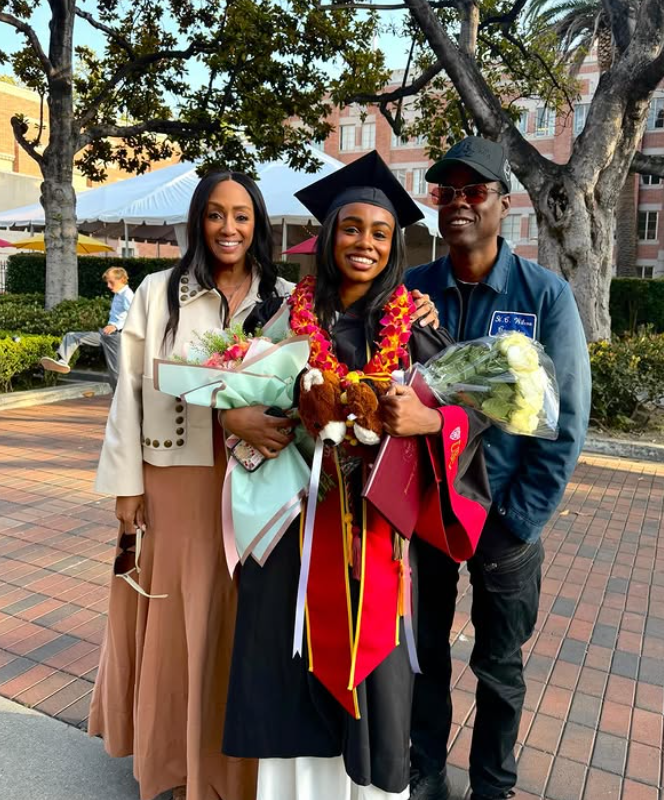 Zahra Savannah Rock celebrates her USC graduation with parents Malaak Compton-Rock and Chris Rock. | Source: Instagram/malaak_compton_rock
