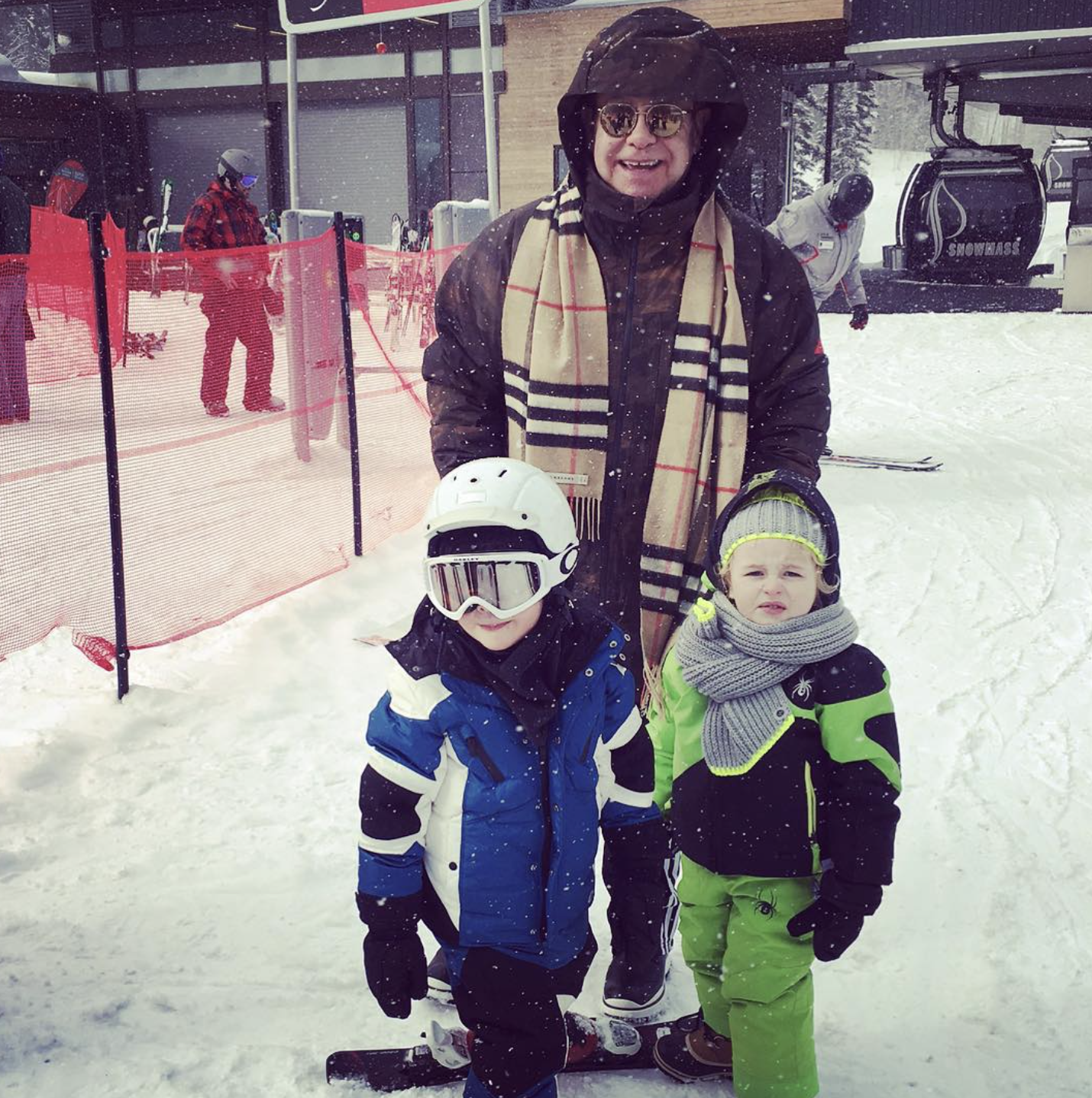 Elton John with his sons from a post dated December 31, 2015. | Source: Instagram/eltonjohn