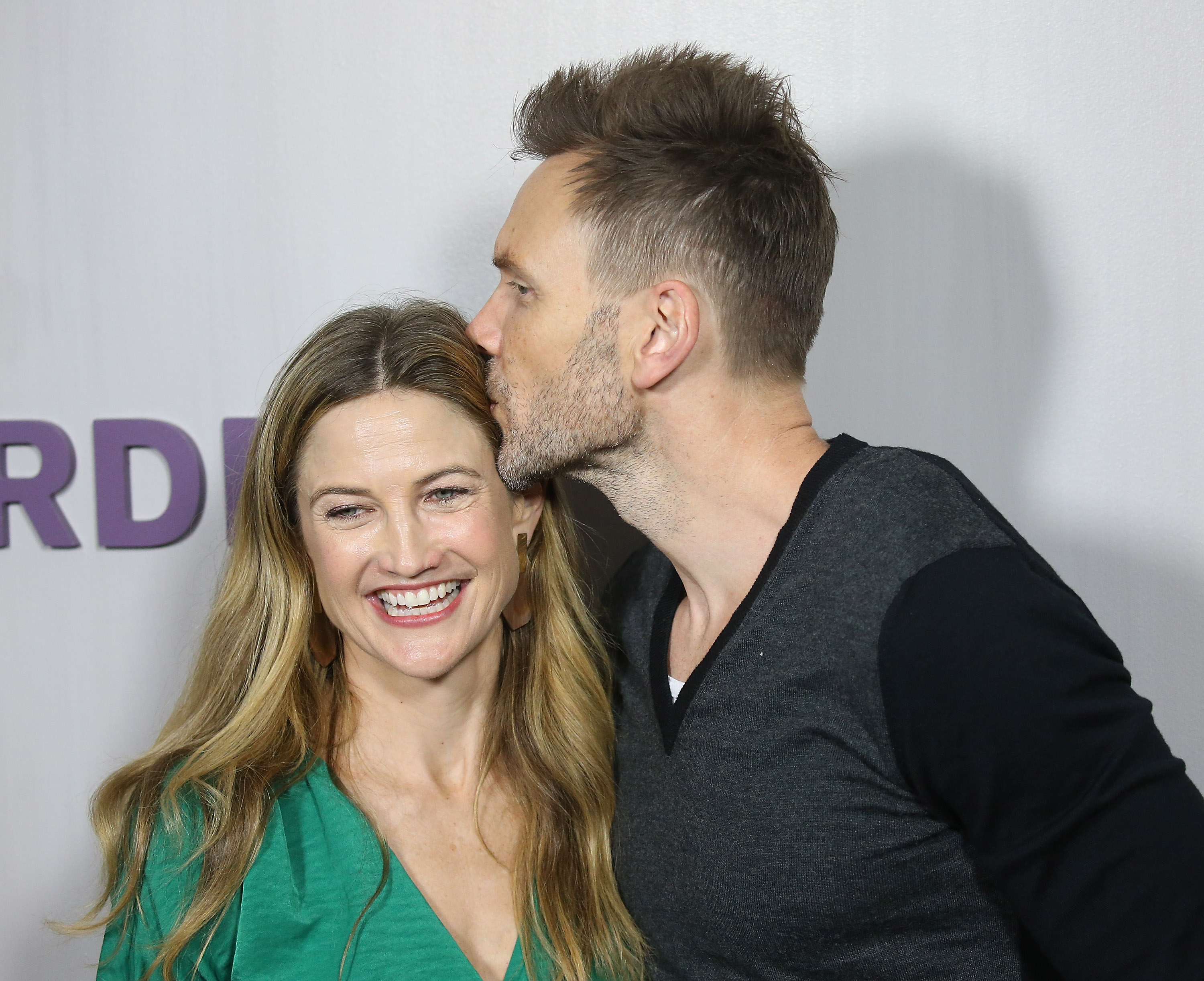 Sarah Williams and Joel McHale at the 2018 Hammer Museum Gala in The Garden on October 14 in Los Angeles, California. | Source: Getty Images