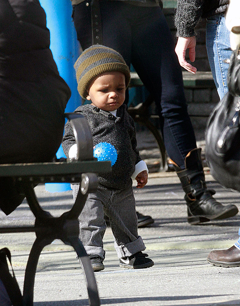The actress' son, Louis Bardo, when he was a baby seen out in New York City on March 20, 2011. | Source: Getty Images
