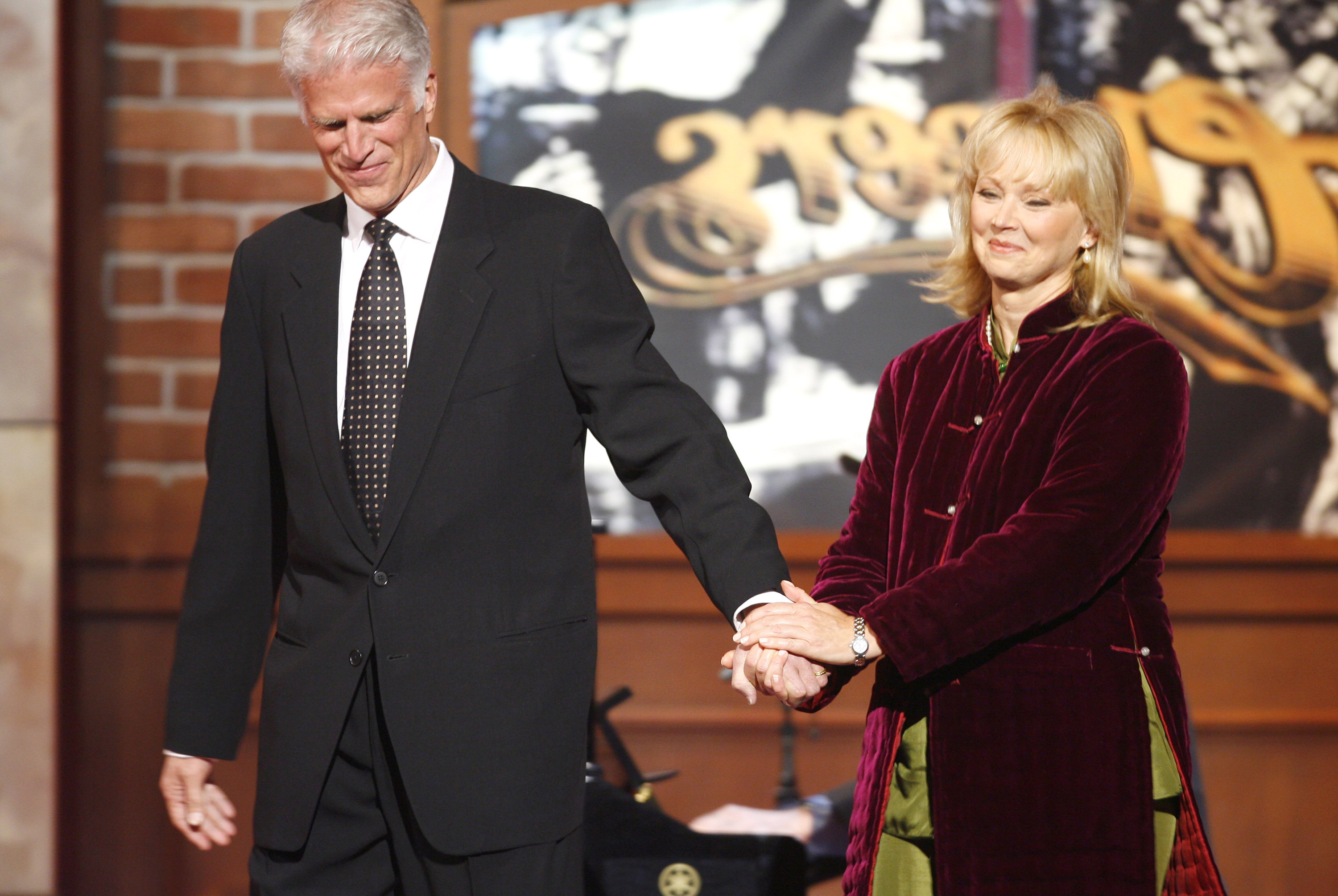 Ted Danson and Shelley Long in California in 2006 | Source: Getty Images