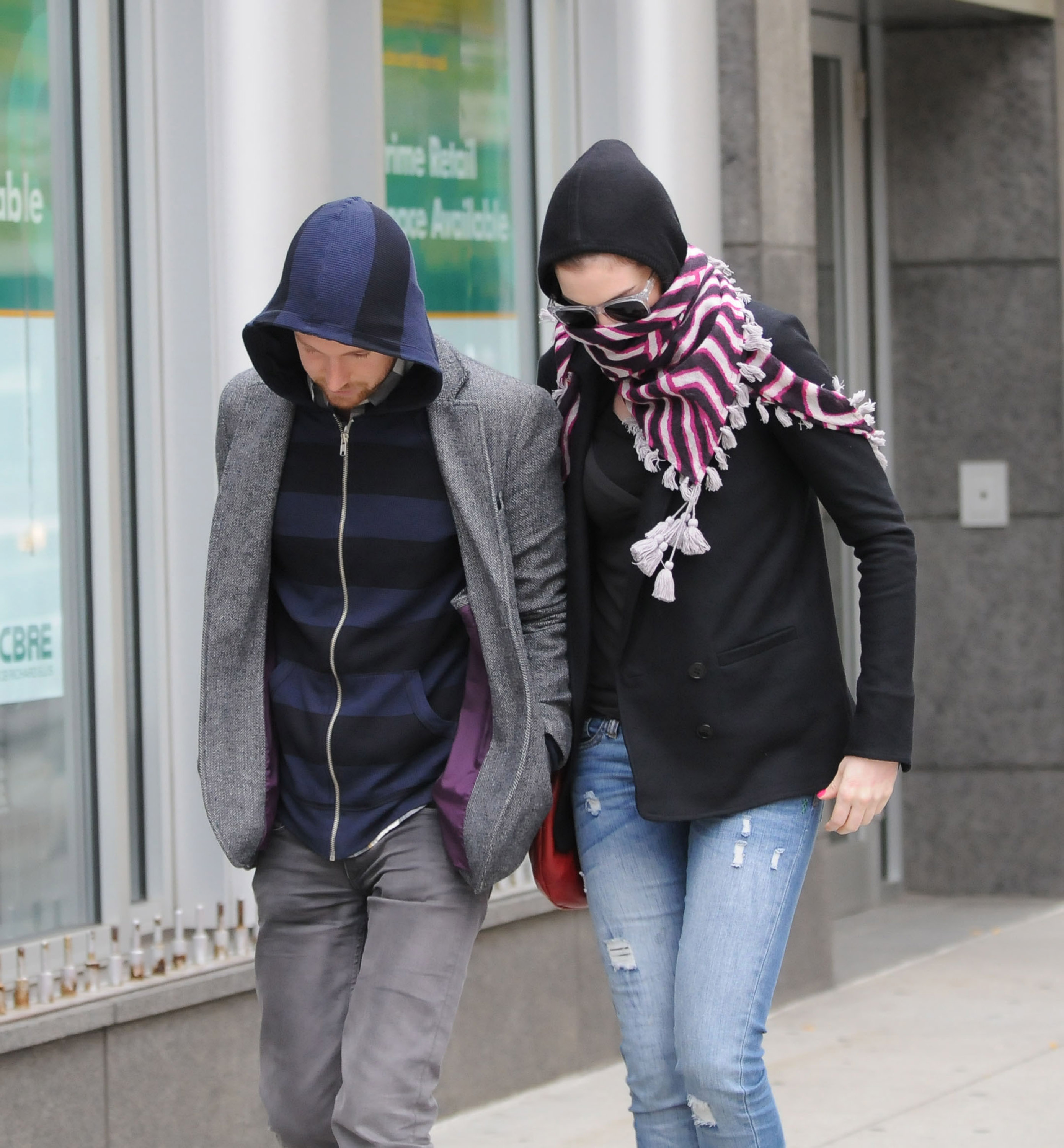 Anne Hathaway and Adam Shulman leaving a Patricia Field boutique in New York City, October 2009