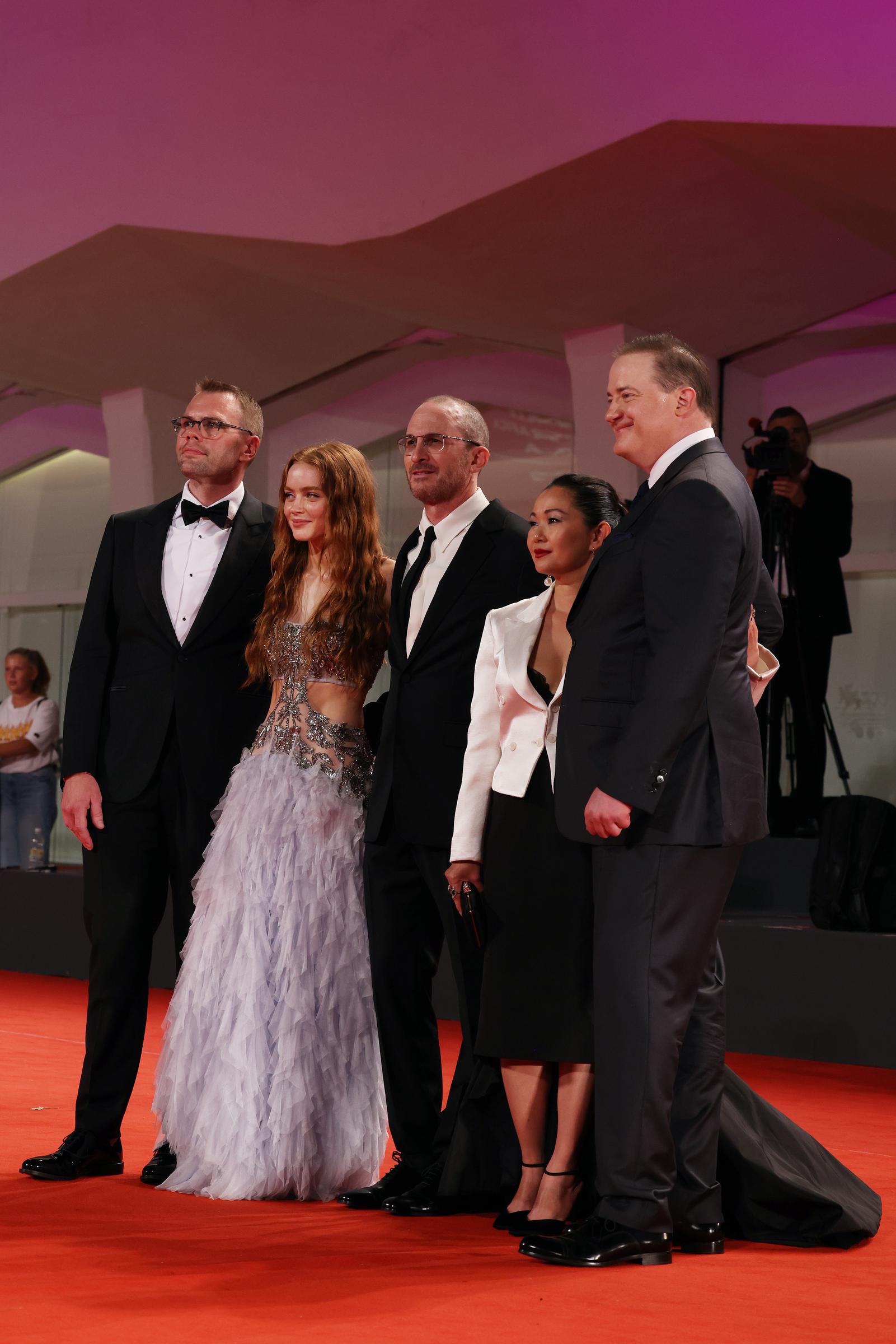 At the Venice premiere, Fraser appeared alongside director Darren Aronofsky, screenwriter Samuel D. Hunter, and co-stars Sadie Sink and Hong Chau. | Source: Getty Images