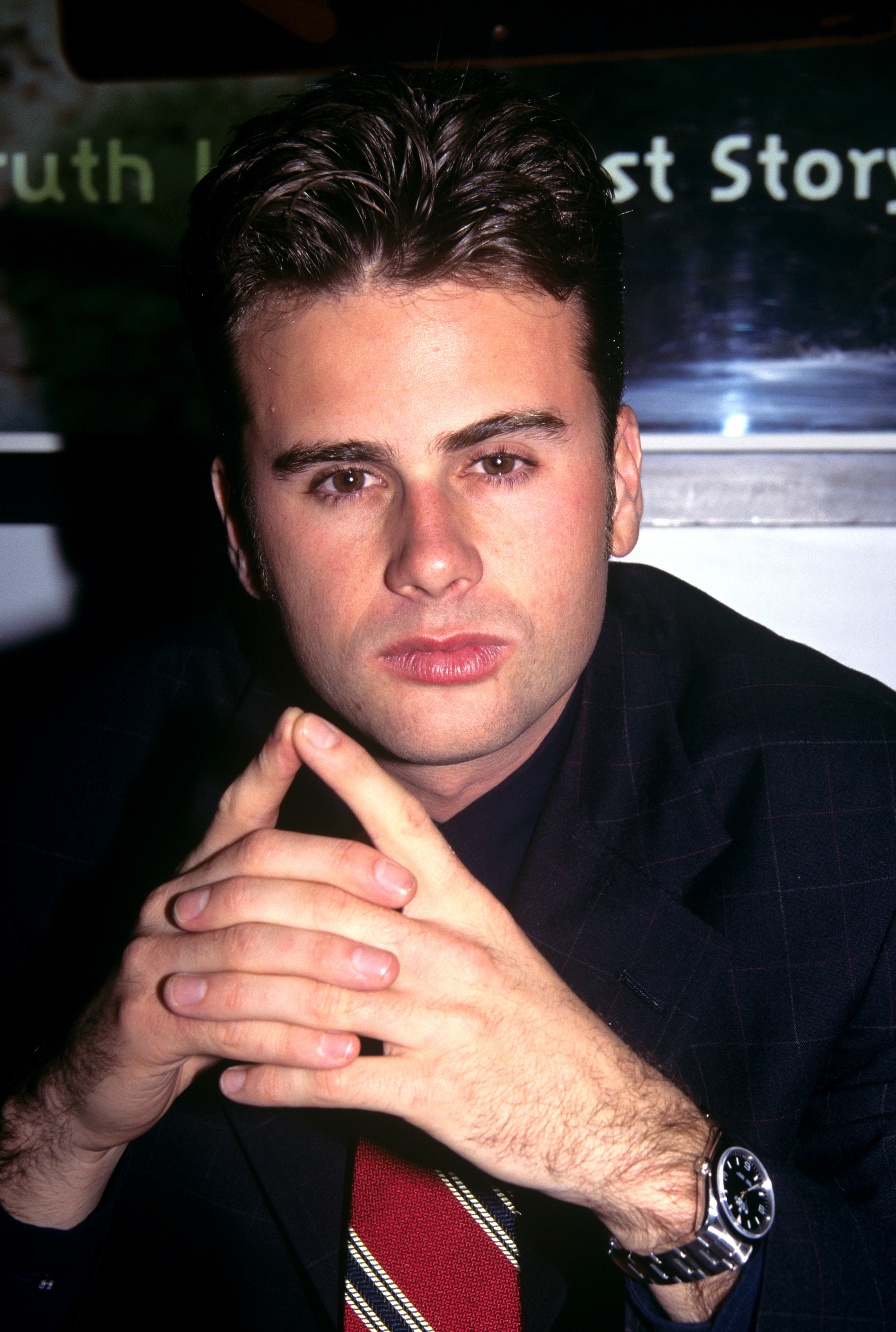 The controversy surrounding Ray Pruit did little to slow the actor's rise to fame, as screaming fans packed mall appearances and entertainment magazines eagerly chronicled his growing popularity. | Source: Getty Images