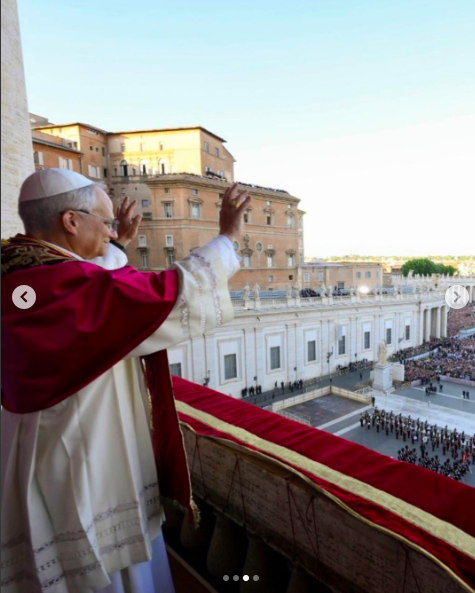 Pope Leo greeting onlookers gathered for him as he granted his Urbi et Orbi blessing, posted on May 8, 2025. | Source: Instagram/vaticannews