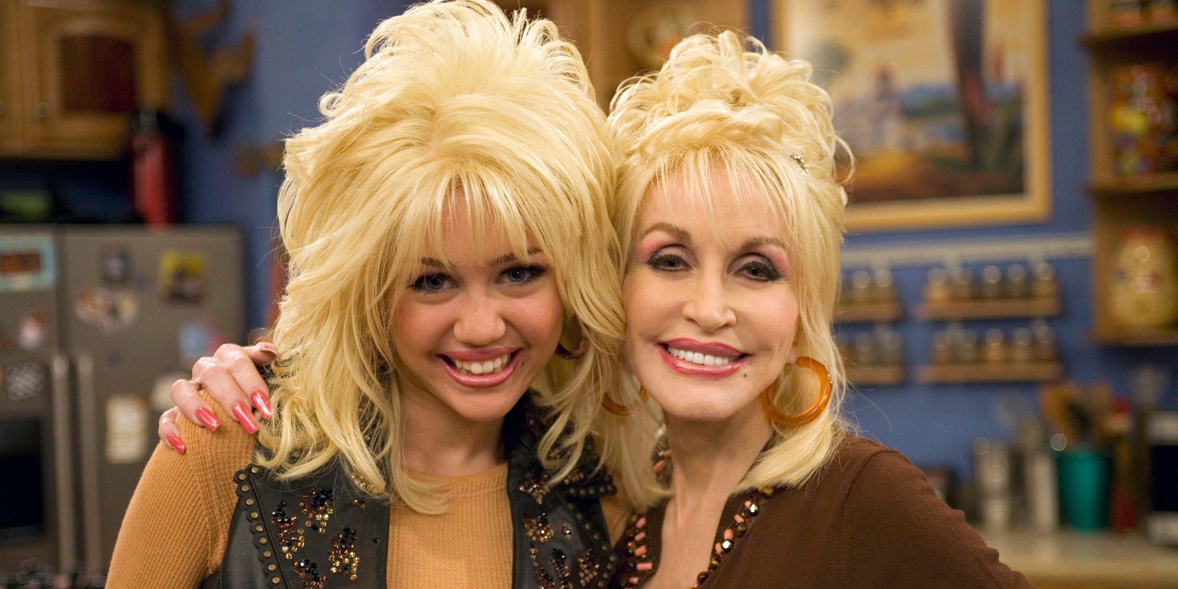 Miley Cyrus and Dolly Parton | Source: Getty Images