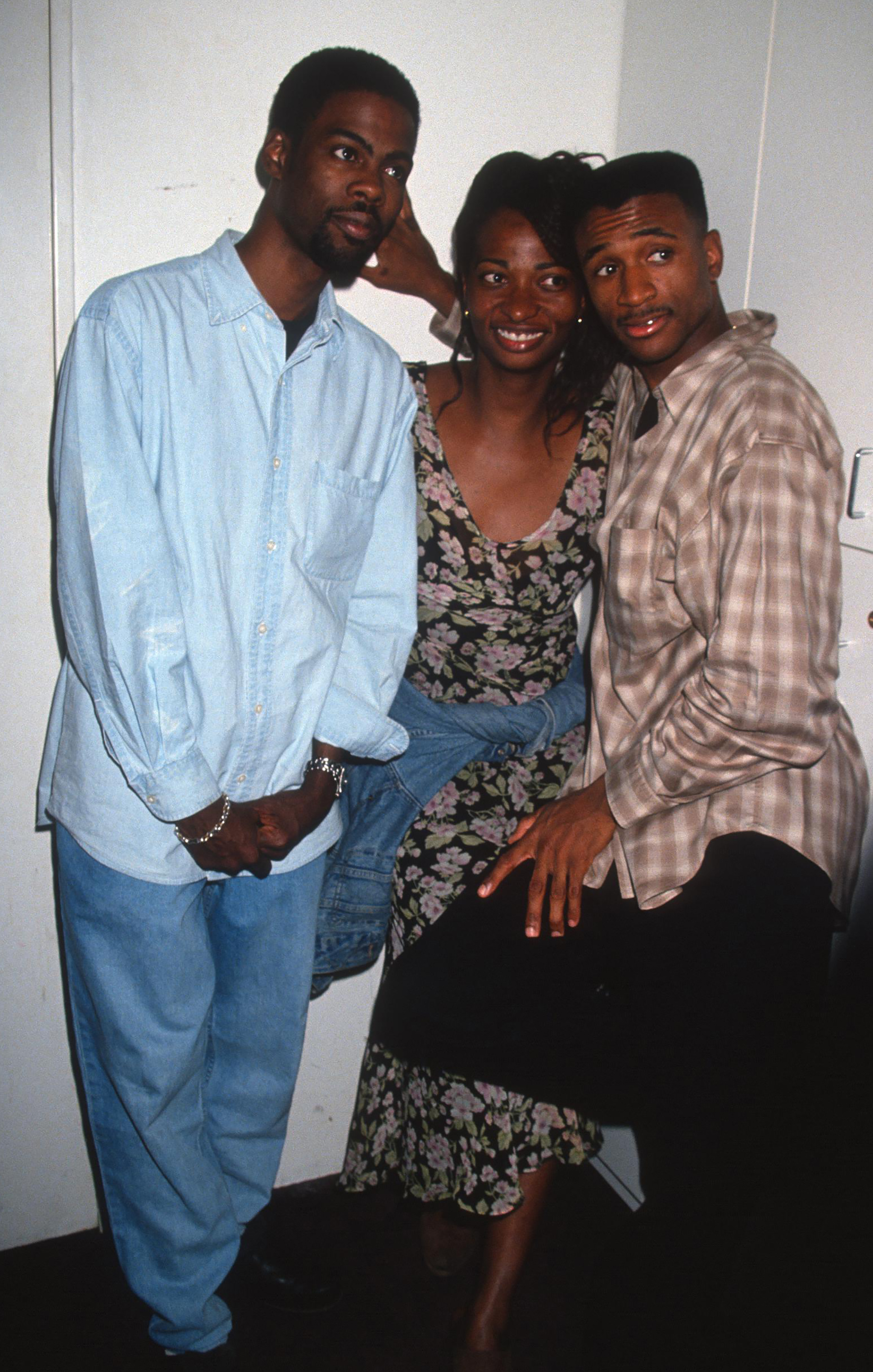 The comedian is photographed with Ellen Cleghorne and Tommy Davidson at the Toyota Comedy Festival on June 7, 1994 | Source: Getty Images