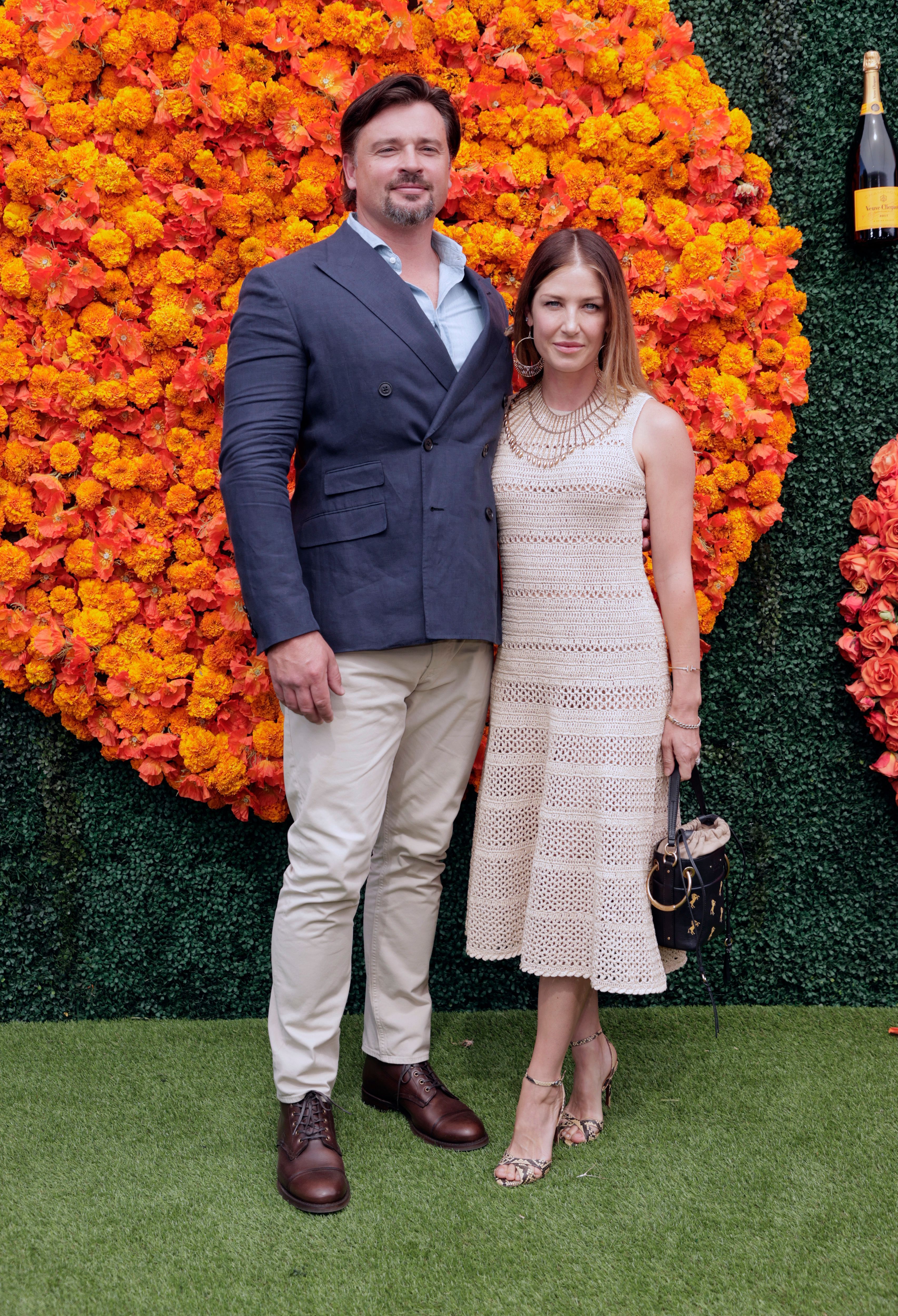 Tom and Jessica Welling at the Veuve Clicquot Polo Classic on October 2, 2021, in Pacific Palisades, California | Source: Getty Images