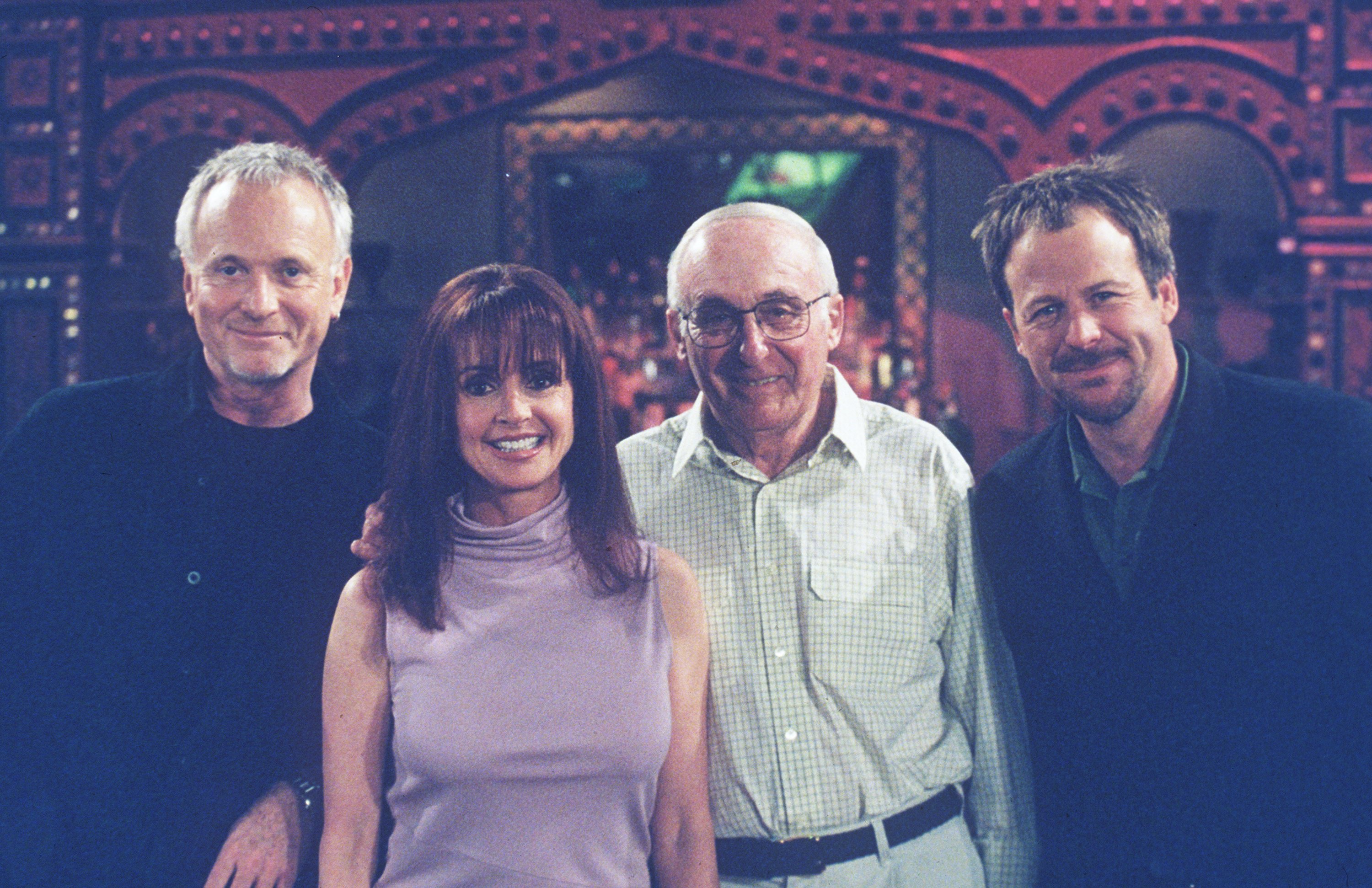 Anthony Geary, Jackie Zeman, Joe Behar, and Kin Shriner behind the scenes of "General Hospital" in Los Angeles, California, 2002 | Source: Getty Images