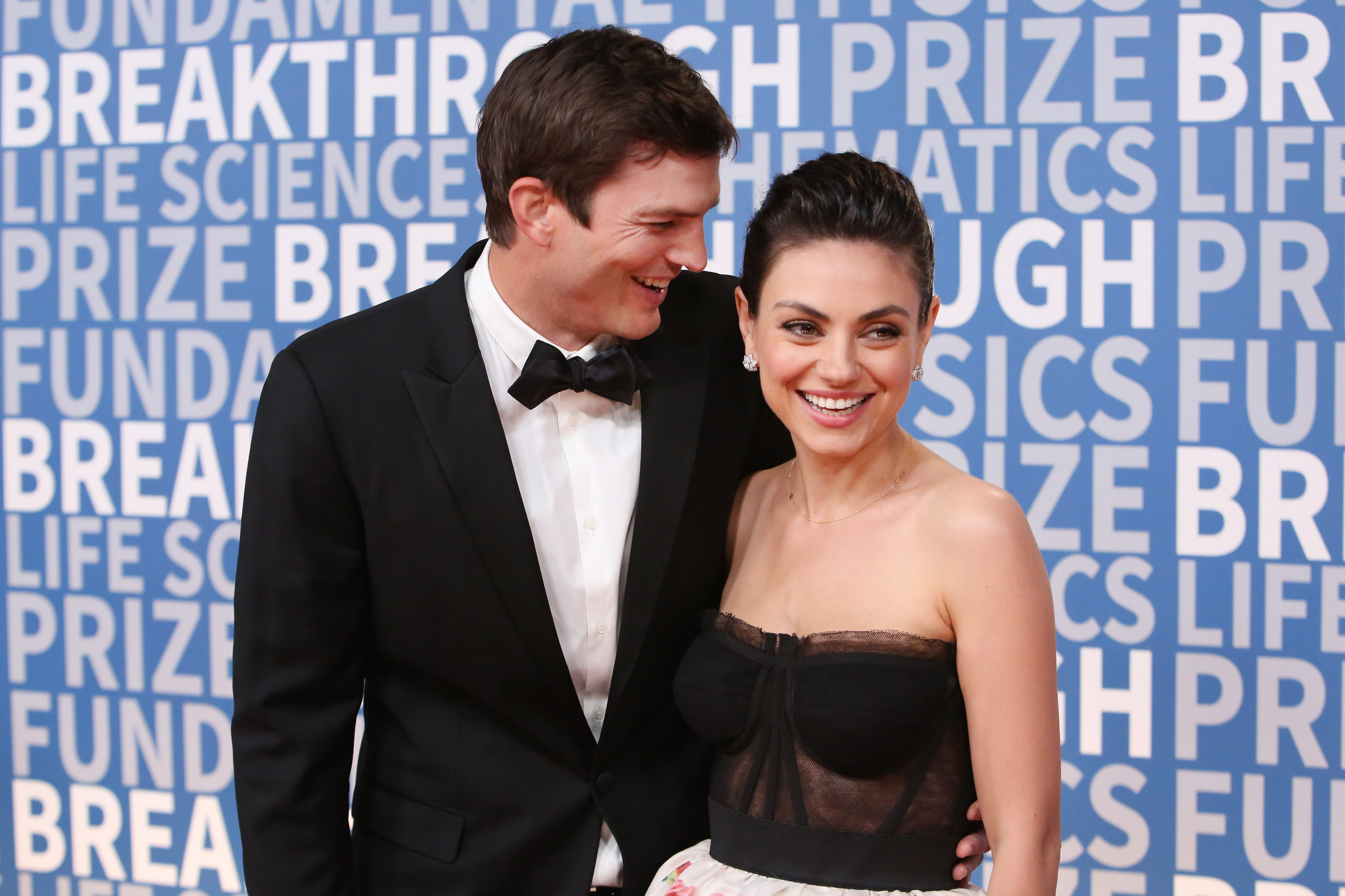 Ashton Kutcher and Mila Kunis at the 2018 Breakthrough Prize at NASA Ames Research Center on December 3, 2017, in Mountain View, California. | Source: Getty Images