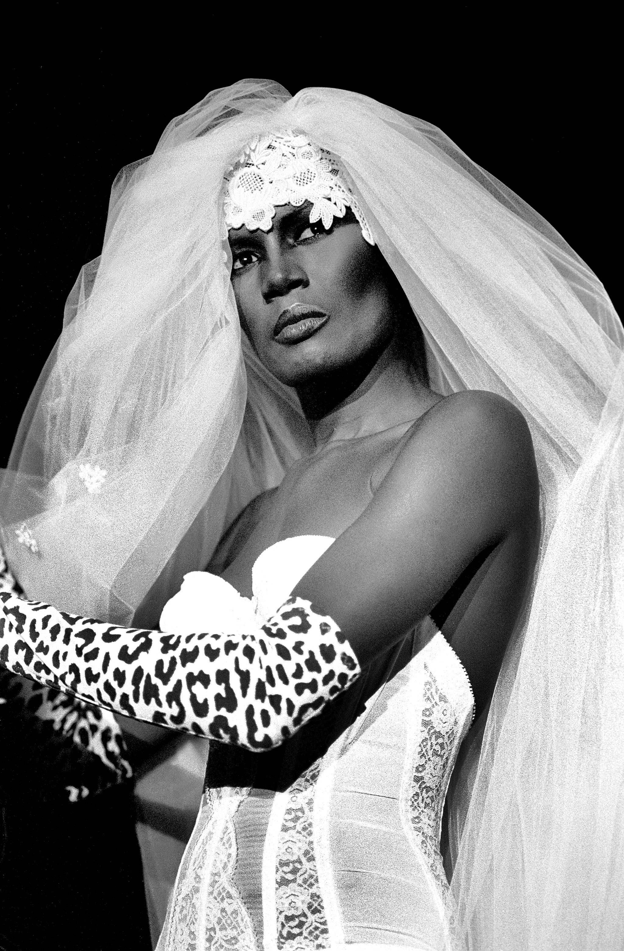 Grace Jones posing in Chicago, Illinois on October 13, 1978. | Source: Getty Images