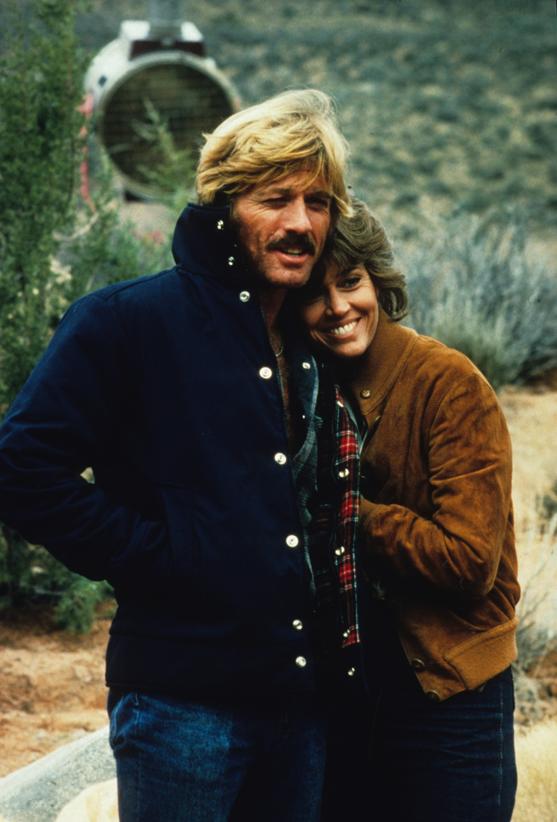 Robert Redford and Jane Fonda on the set of "The Electric Horseman" on March 1, 1979, in Utah. | Source: Getty Images