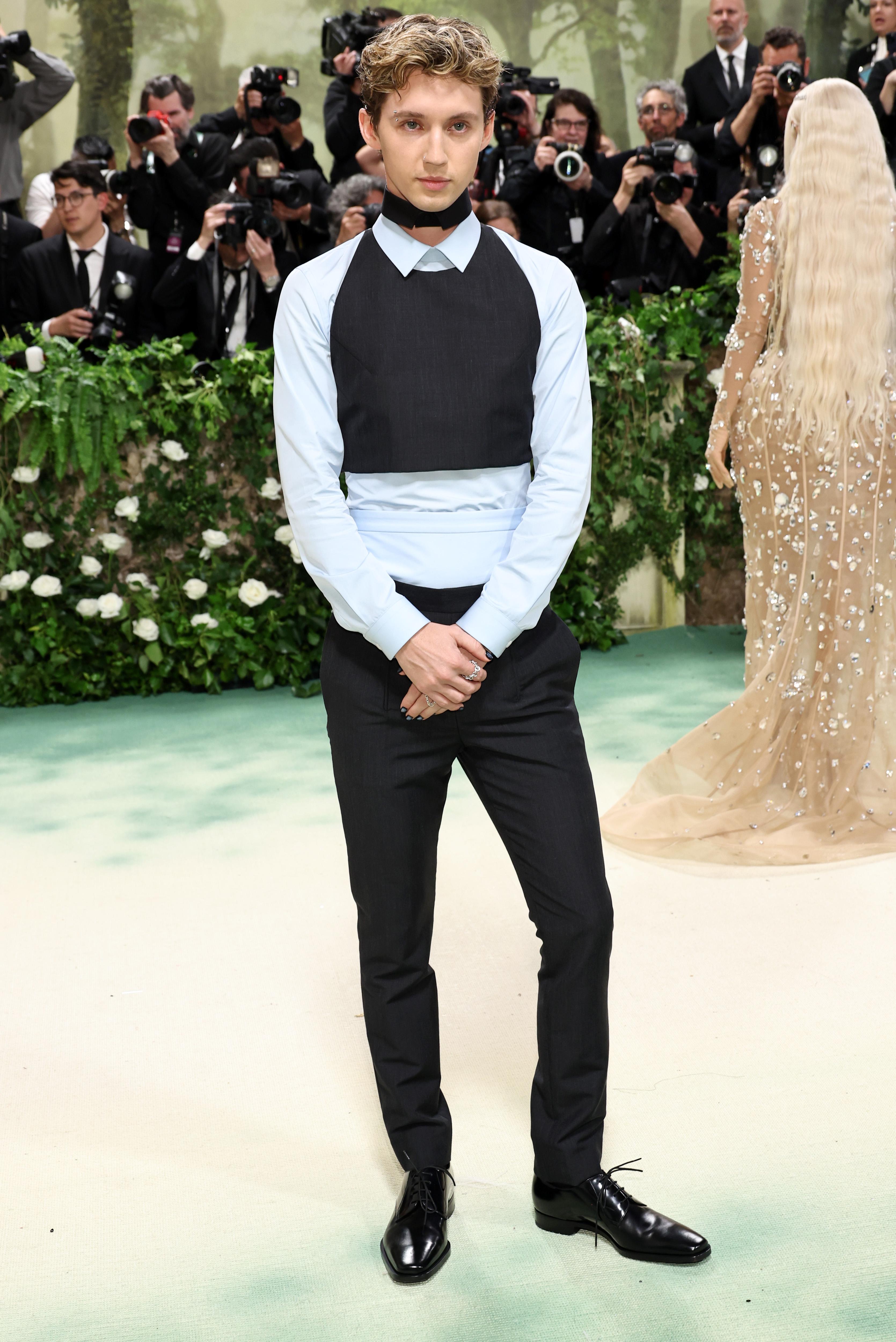 Troye Sivan at the Met Gala Celebrating "Sleeping Beauties: Reawakening Fashion" on May 6, 2024, in New York City. | Source: Getty Images