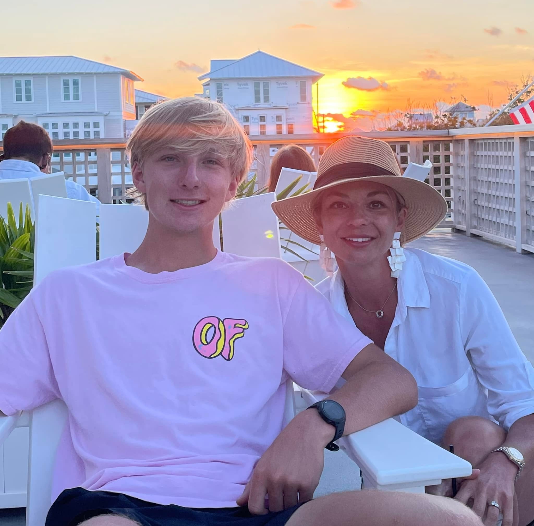 Many photos place Weston next to his mother in relaxed, affectionate moments. Their relationship became part of the public story because of the disagreement that happened before he left the hotel. | Source: Facebook/Nancy Higginbotham