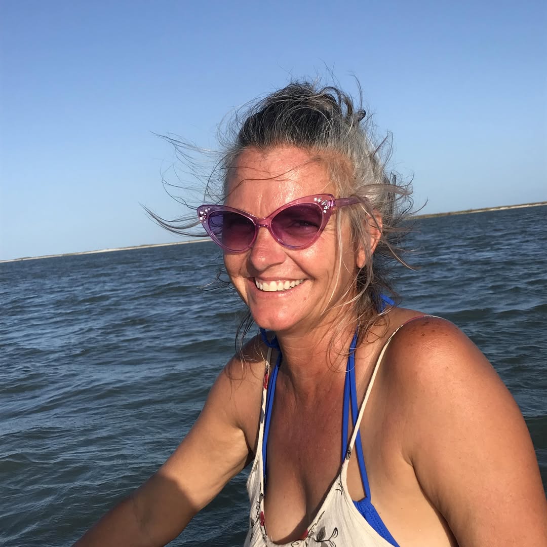 Lynette Hooker | Source: Facebook/PlunderStudios