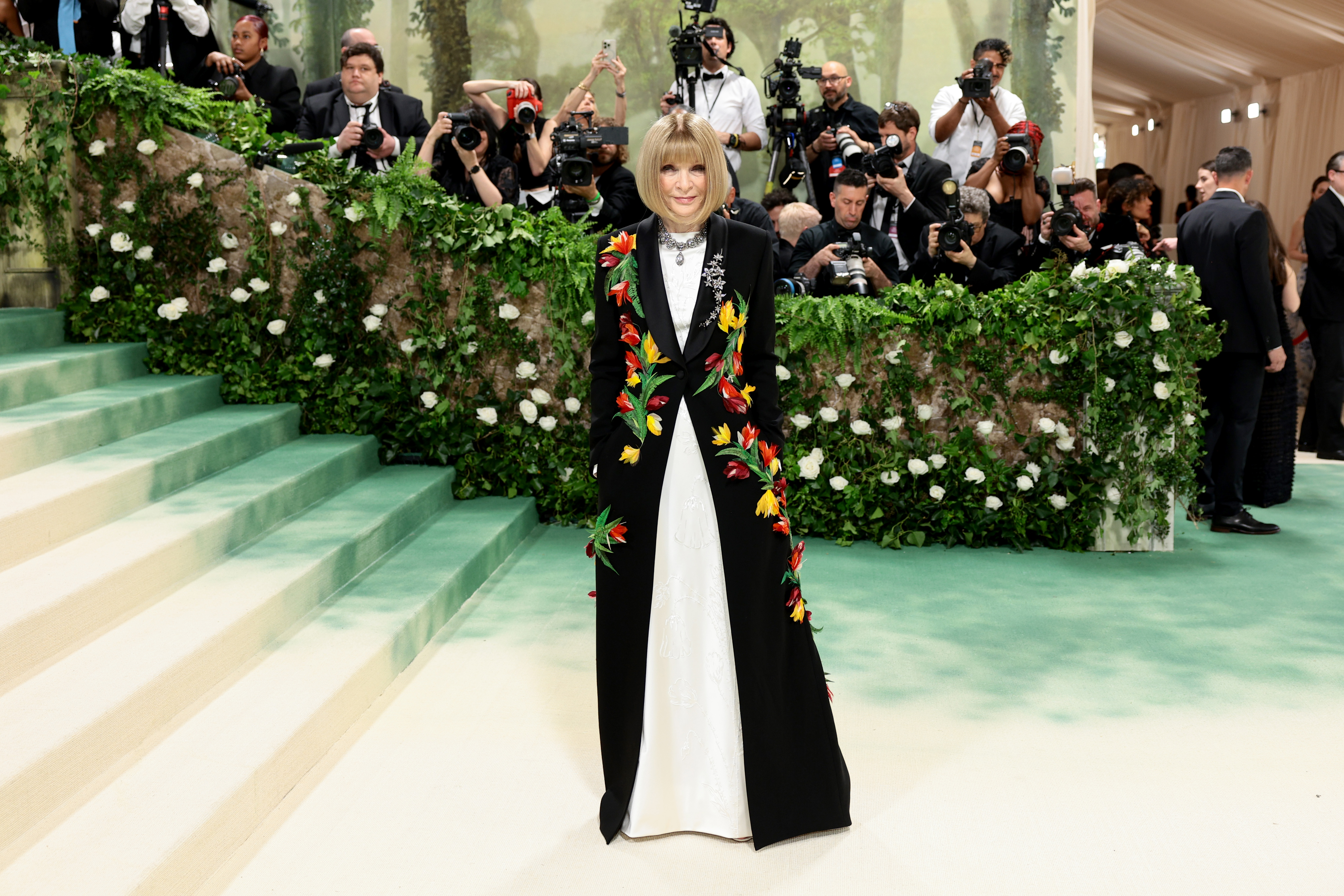 Anna Wintour poses at the Met Gala Celebrating "Sleeping Beauties: Reawakening Fashion" on May 6, 2024, in New York City. | Source: Getty Images