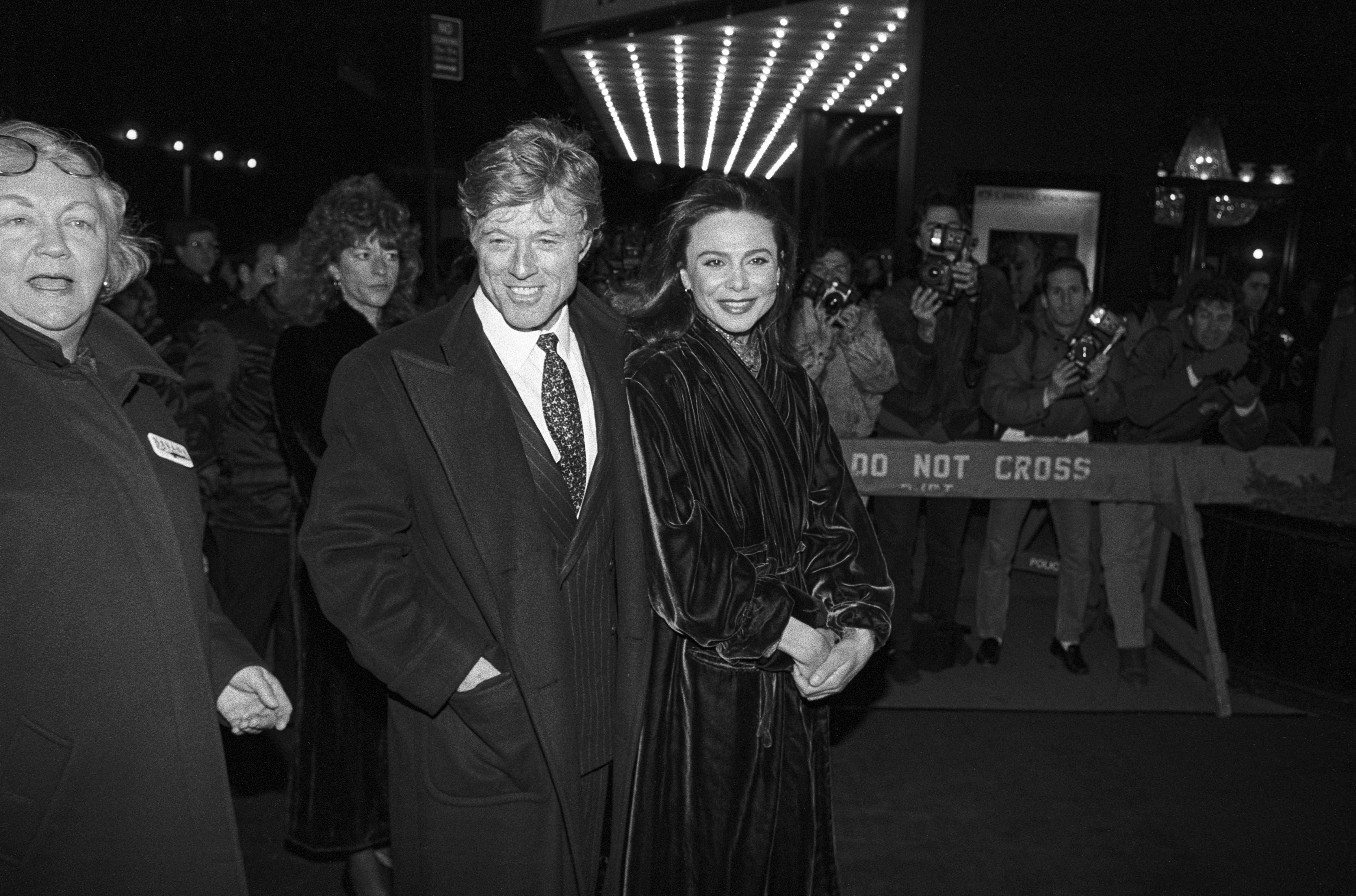 Robert Redford and Lena Olin at the premiere of "Havana" on December 12, 1990, in New York. | Source: Getty Images