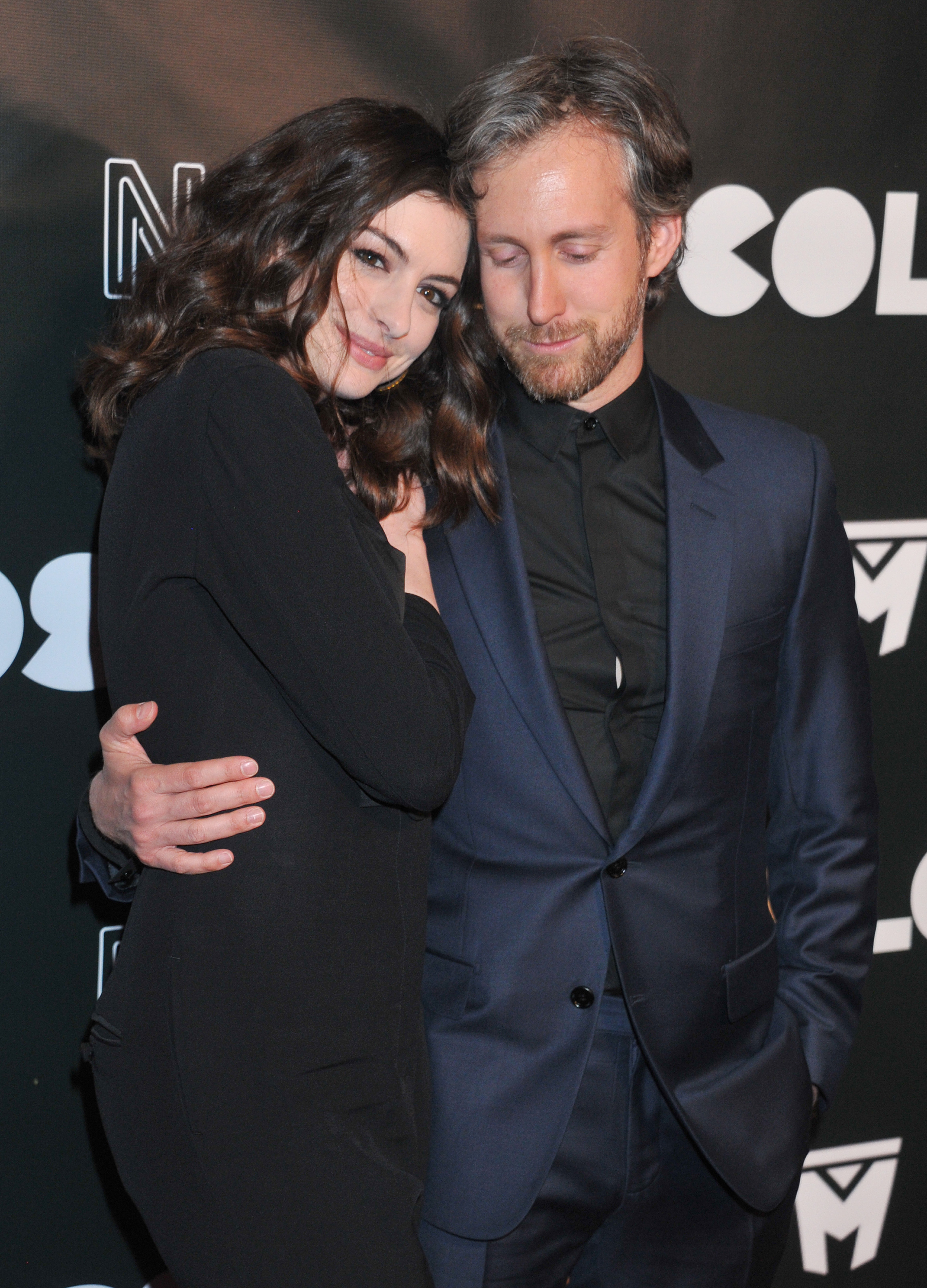 Anne Hathaway and Adam Shulman at the Colossal premiere, April 2017