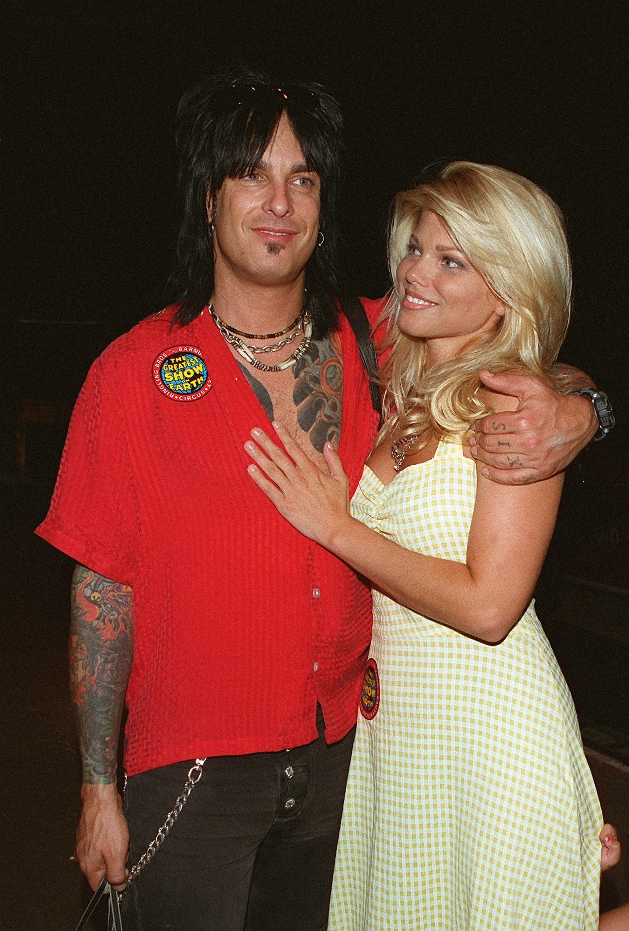 The actress poses with her then-husband in 1998 | Source: Getty Images