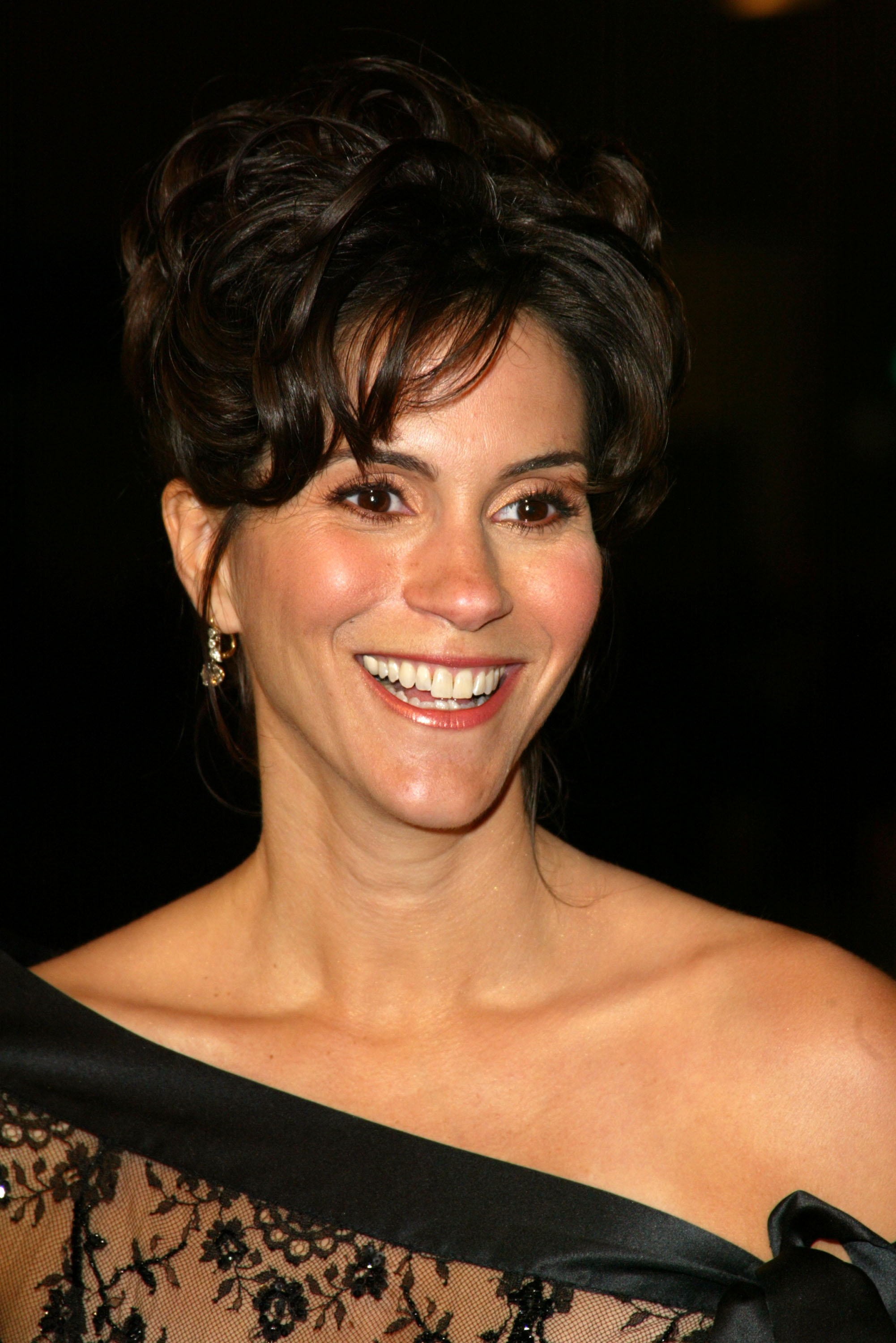 Jami Gertz attends the 29th Annual People's Choice Awards on January 12, 2003 | Source: Getty Images