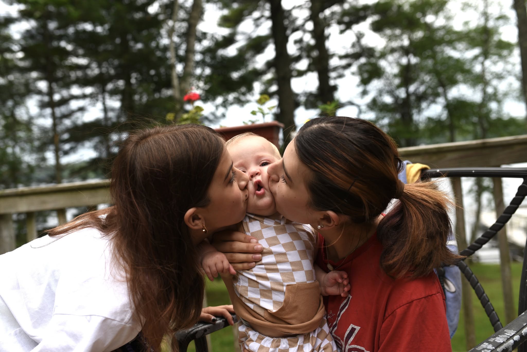 Here's a photo of Lindsey Dash's kids, including Lenora and Jaelyn Manke, in an image posted on July 2, 2026. | Source: Facebook/Lindsey Dash