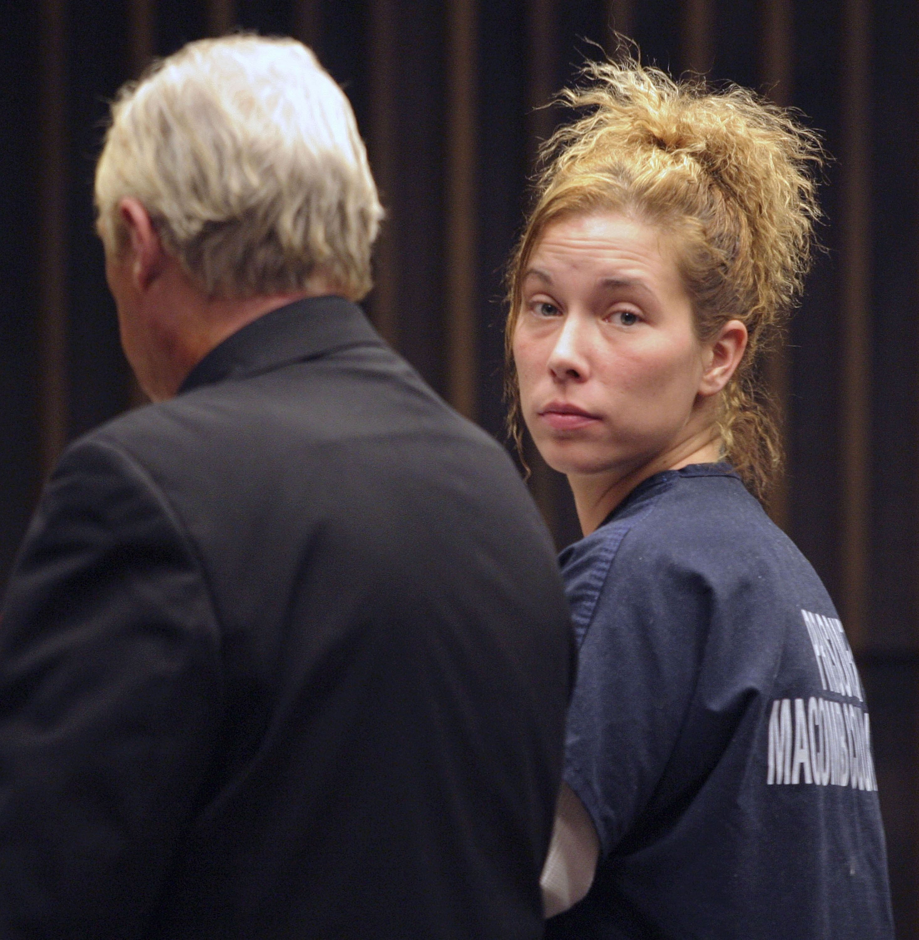 Kim Scott appears in Macomb County Circuit Court in Mt. Clemens, Michigan, on February 12, 2004 | Source: Getty Images