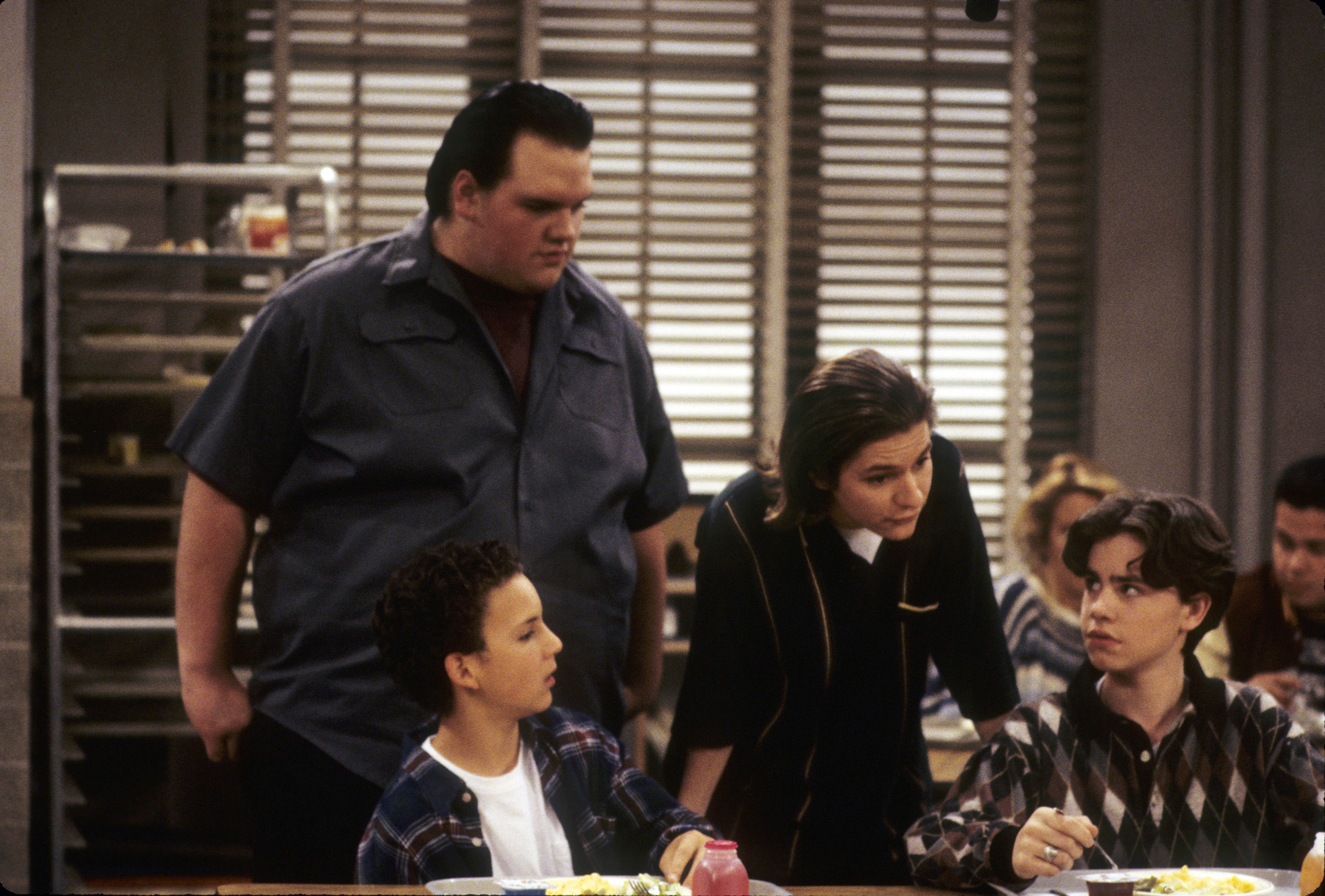 Ethan Suplee stood out among his young co-stars during an early appearance on ABC's "Boy Meets World," years before the actor underwent the dramatic physical transformation that would later surprise fans. Pictured standing behind Ben Savage, Blake Sennett, and Rider Strong, Suplee portrayed Frankie Stechino, a recurring character on the popular coming-of-age sitcom. This scene came from the Season Two episode "Sister Theresa," which aired on November 25, 1994.