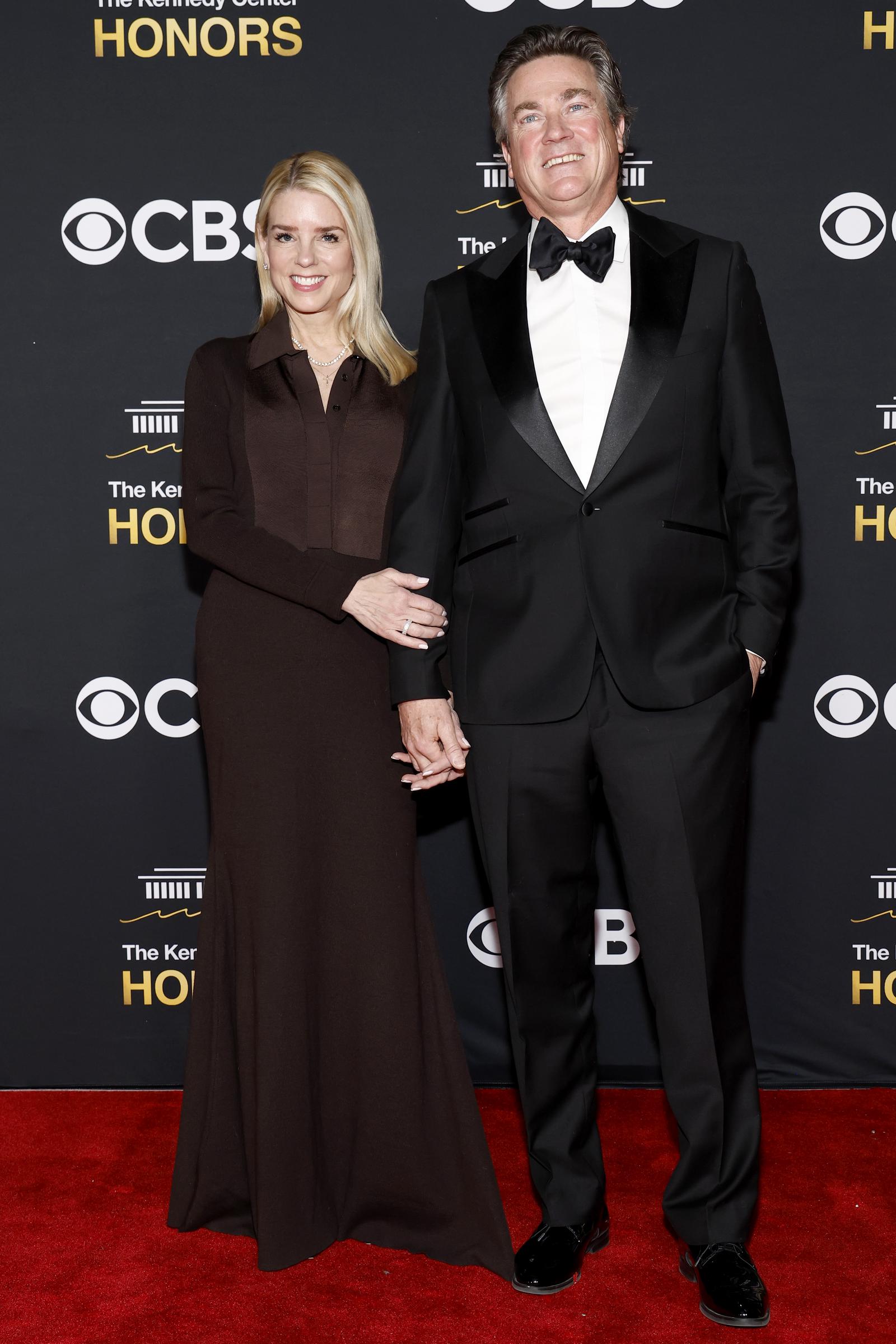 Pam Bondi and John Wakefield attend the 48th Kennedy Center Honors in Washington, D.C., December 7, 2025 | Source: Getty Images