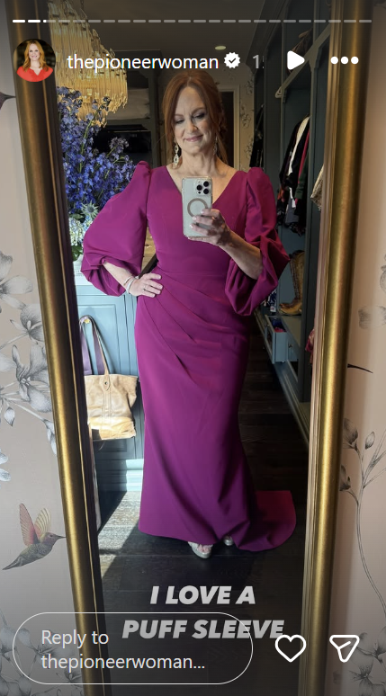 Ree Drummond's photo showing off her fuchsia dress from her Instagram stories dated May 18, 2025 | Source: Instagram/thepioneerwoman