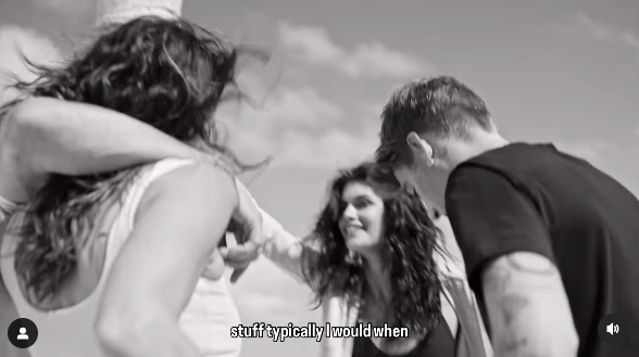 Cindy Crawford, Rande, Kaia, and Presley Gerber having fun in the sun. | Source: Instagram/vuoriclothing