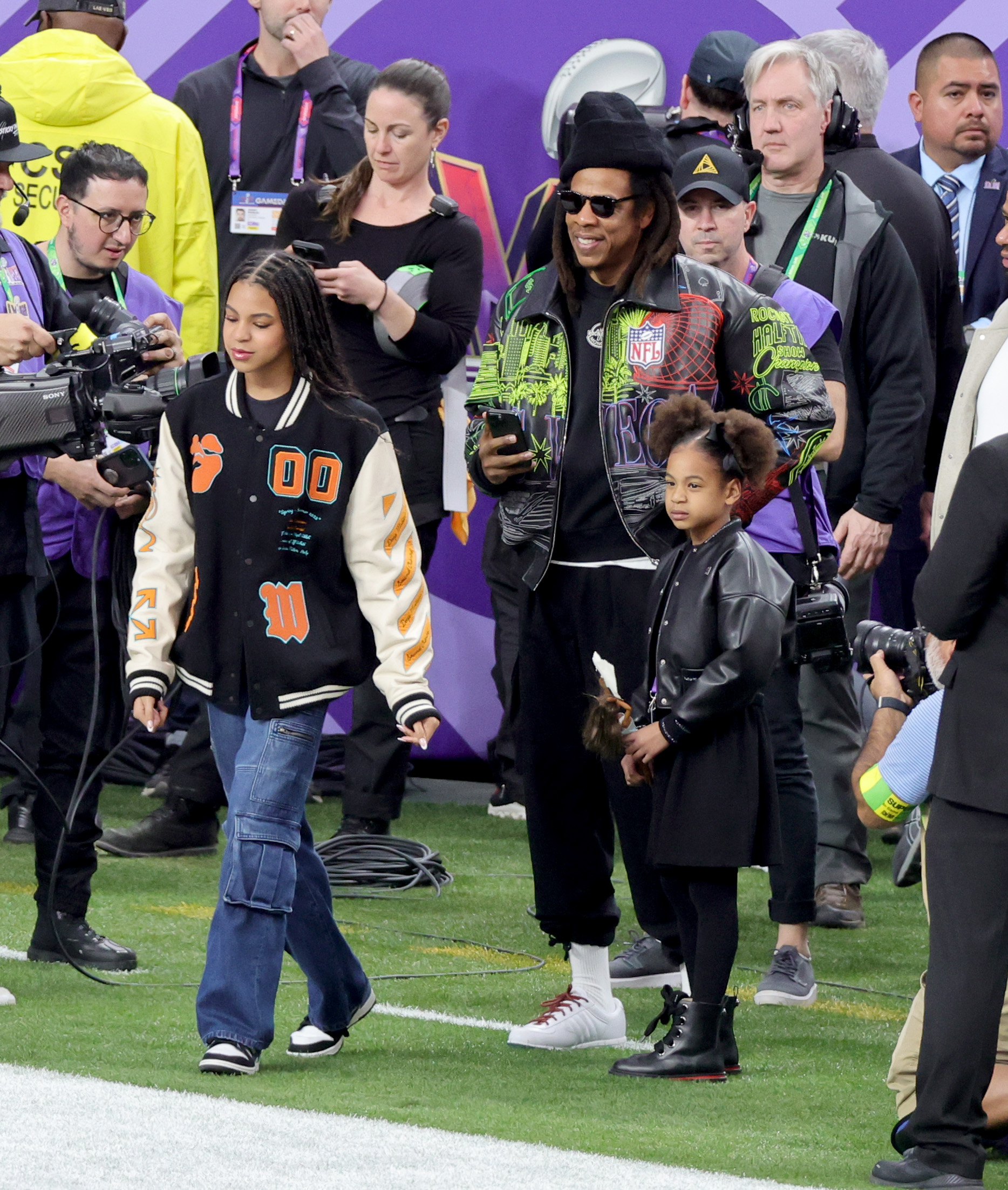Jay-Z with his daughters Blue Ivy and Rumi before Super Bowl LVIII in Las Vegas, Nevada on February 11, 2024. | Source: Getty Images