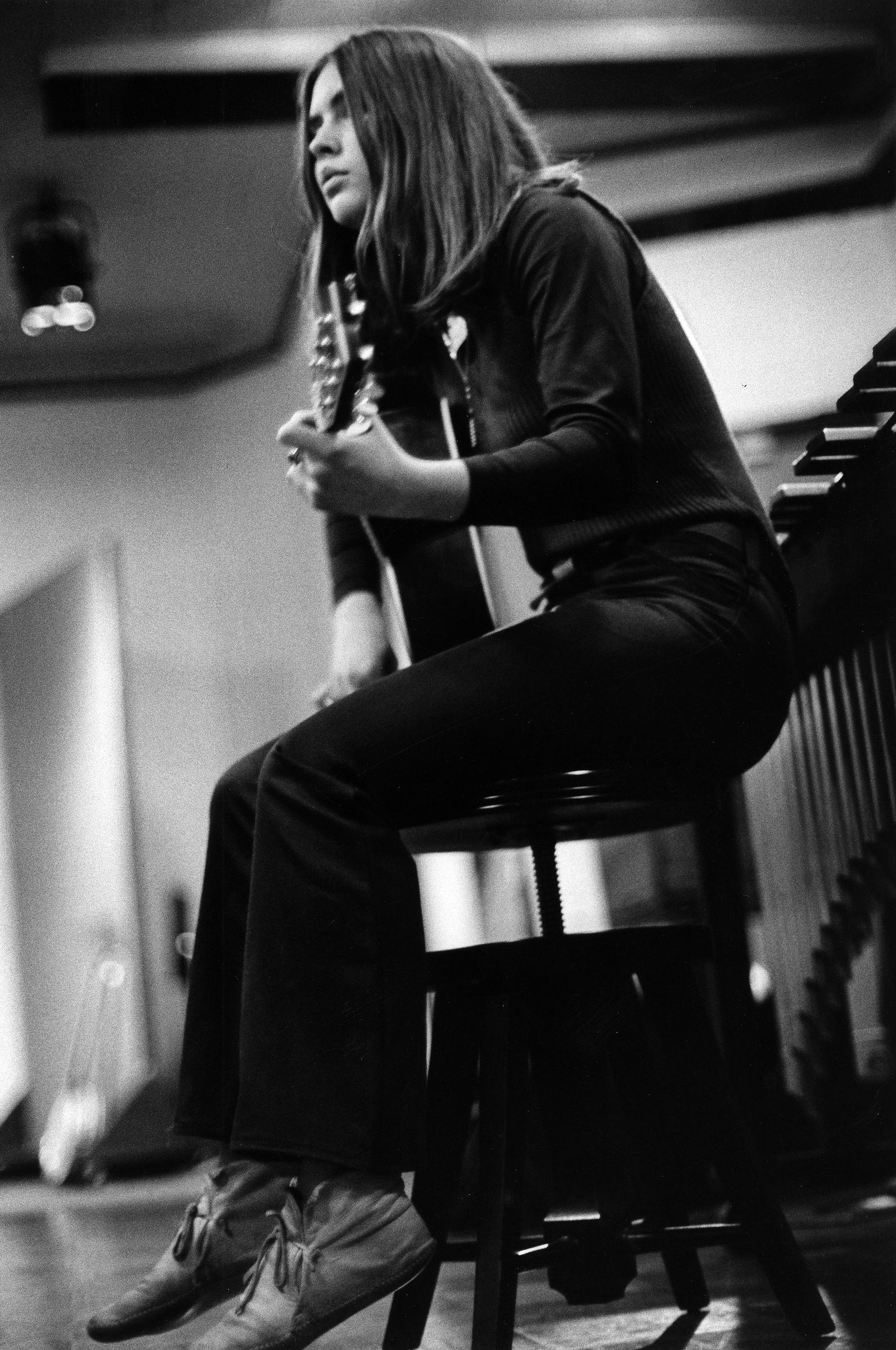 The famous singer photographed in 1968. | Source: Getty Images