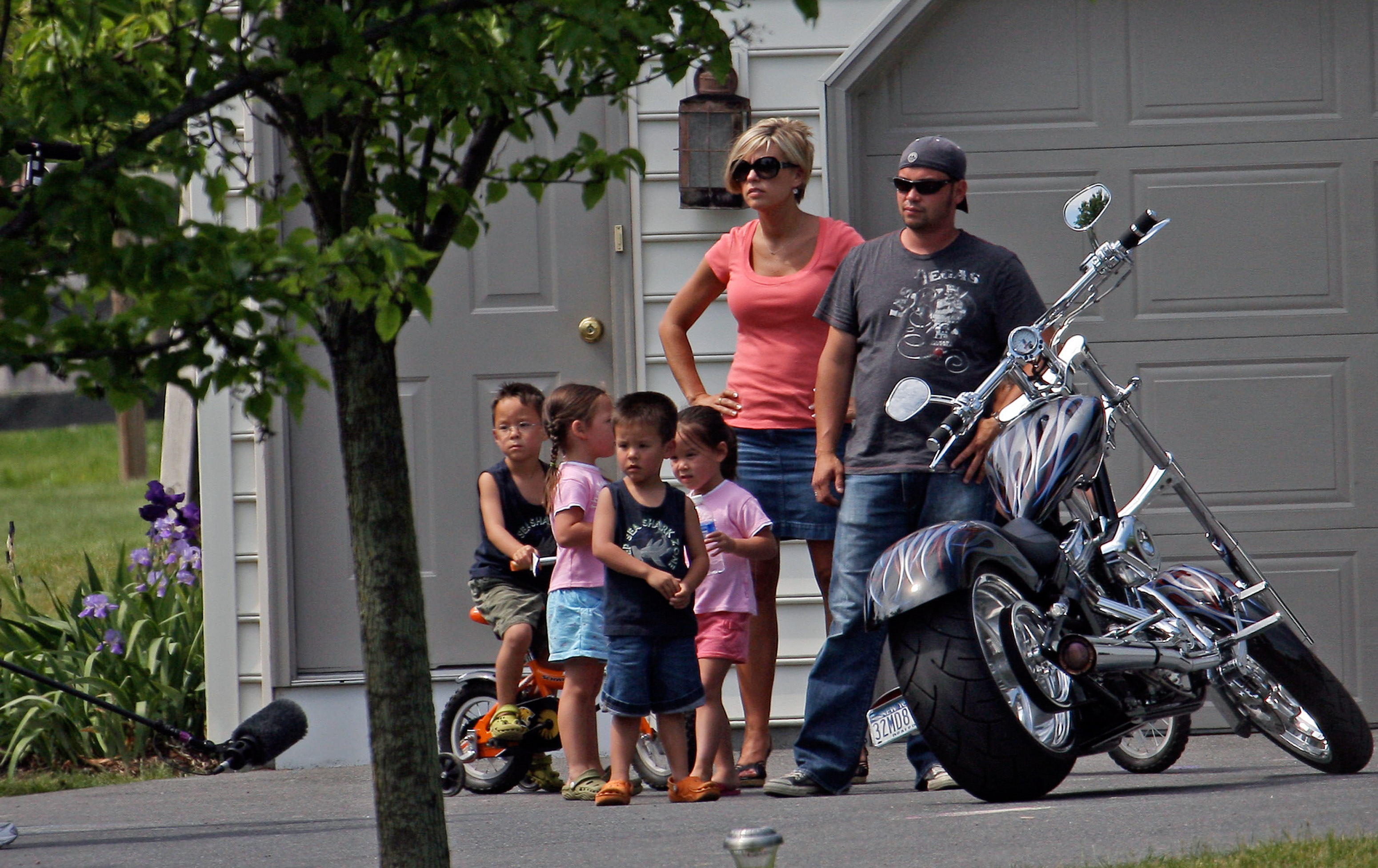 A 2009 family photo shows Jon and Kate Gosselin with several of their children, offering a glimpse of the family's earlier years. Collin's later account of his childhood has become the focus of Jon's recent criticism of Kate. | Source: Getty Images