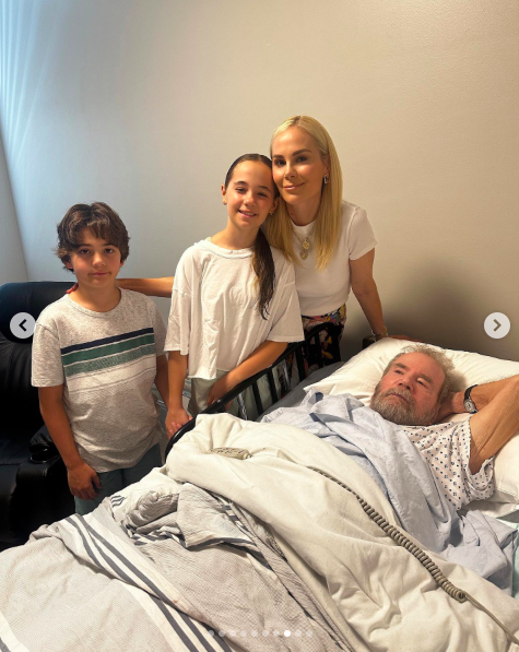 Carl Westcott's loved ones, including his daughter-in-law, visiting him in hospice. | Source: Instagram/kameronwestcott